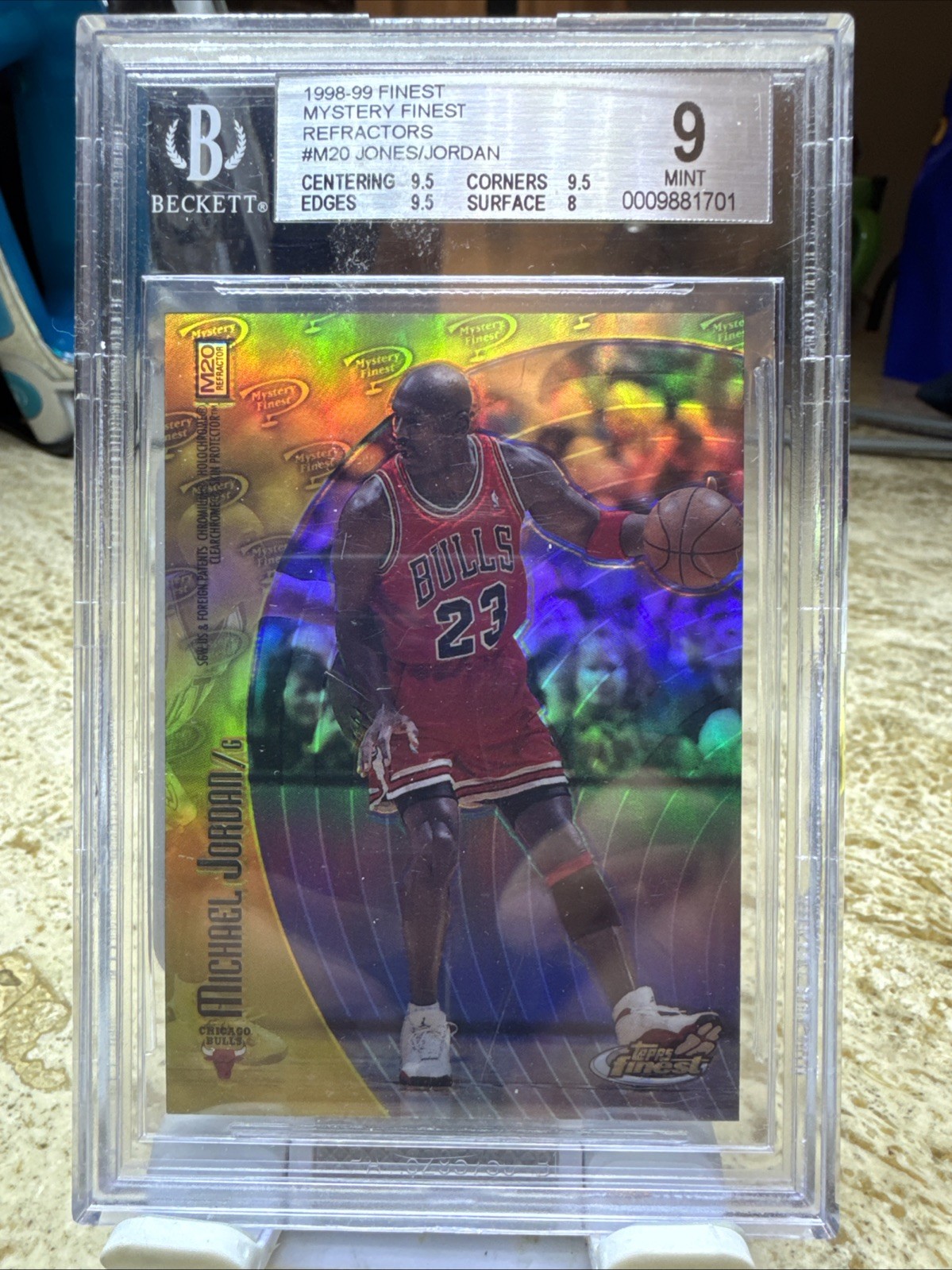 1998-99 TOPPS FINEST REFRACTORS MICHAEL JORDAN / Eddie Jones M20 BGS 9 MINT