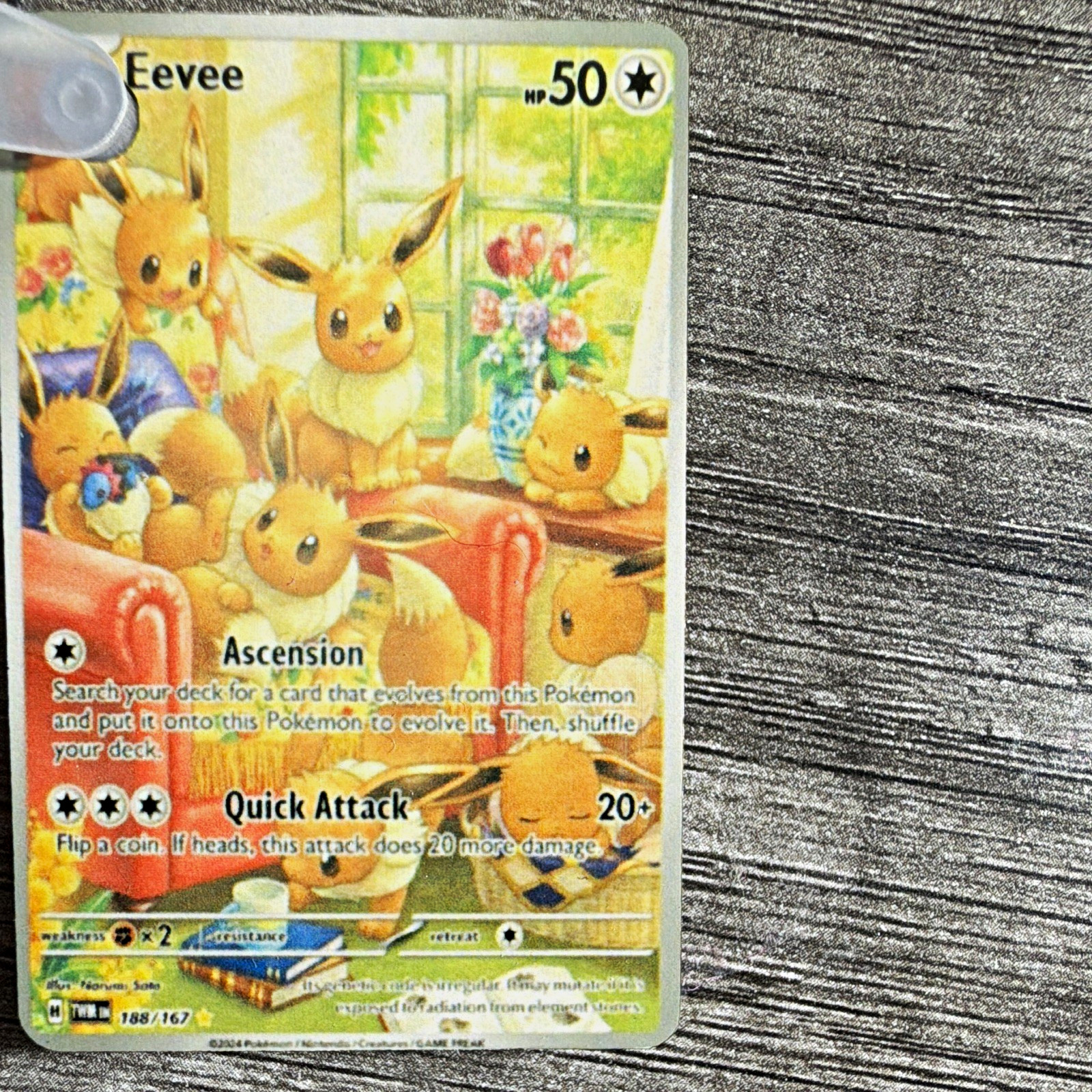 The Pokémon Company Eevee 188/167 SV06 Twilight Masquerade Illus Rare (Keychain)