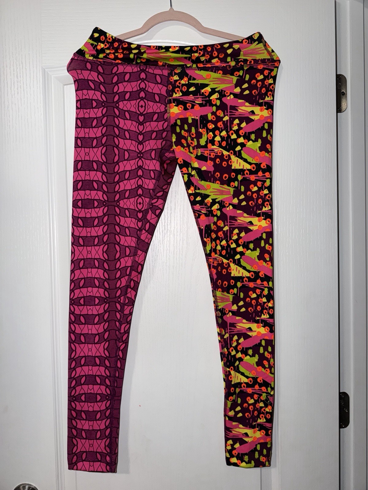 Zumba Women\'s Dance WEAR Leggings Size M