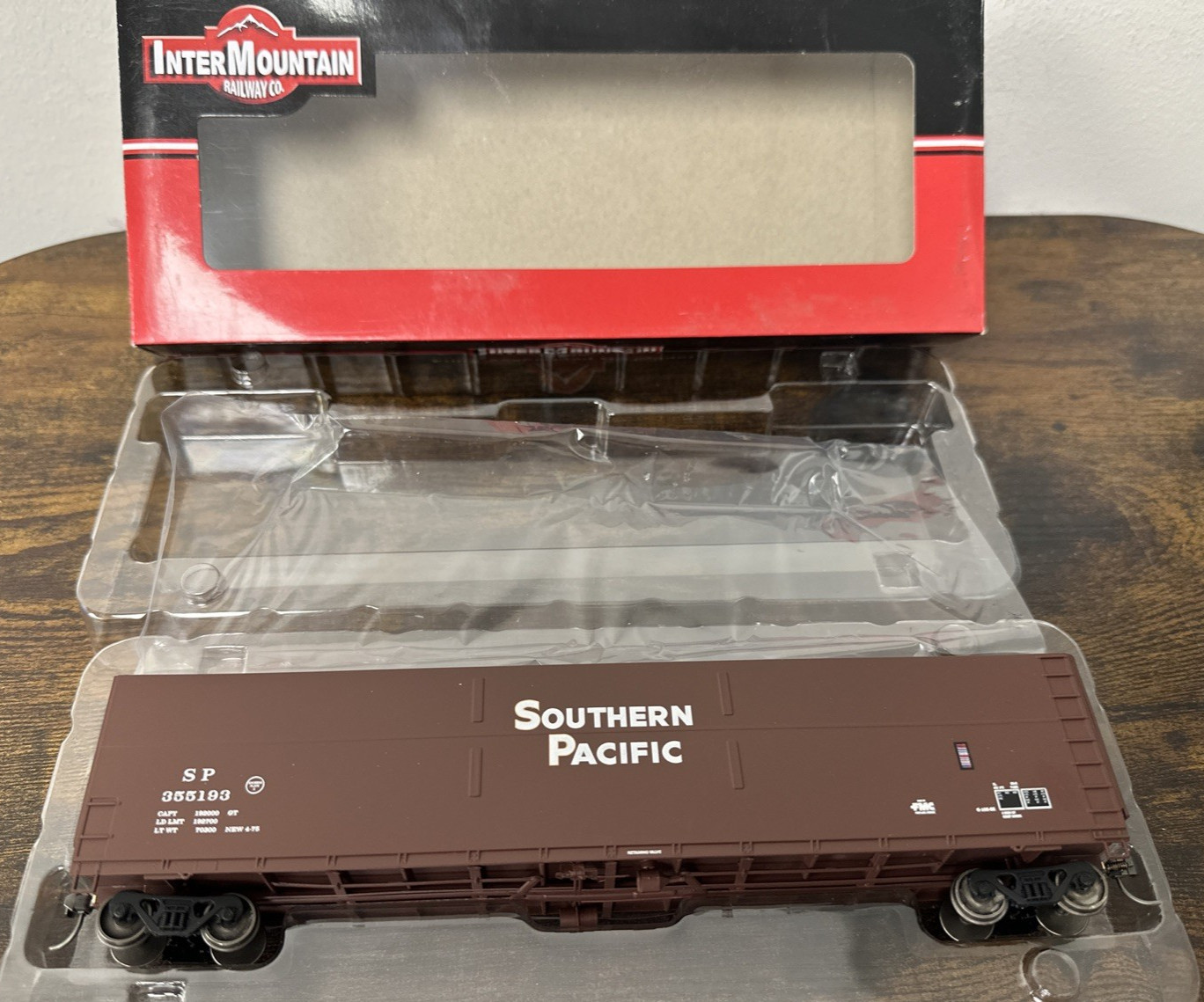 InterMountain HO #4521001-03 FMC Woodchip Gondola Southern Pacific #355193 NIB