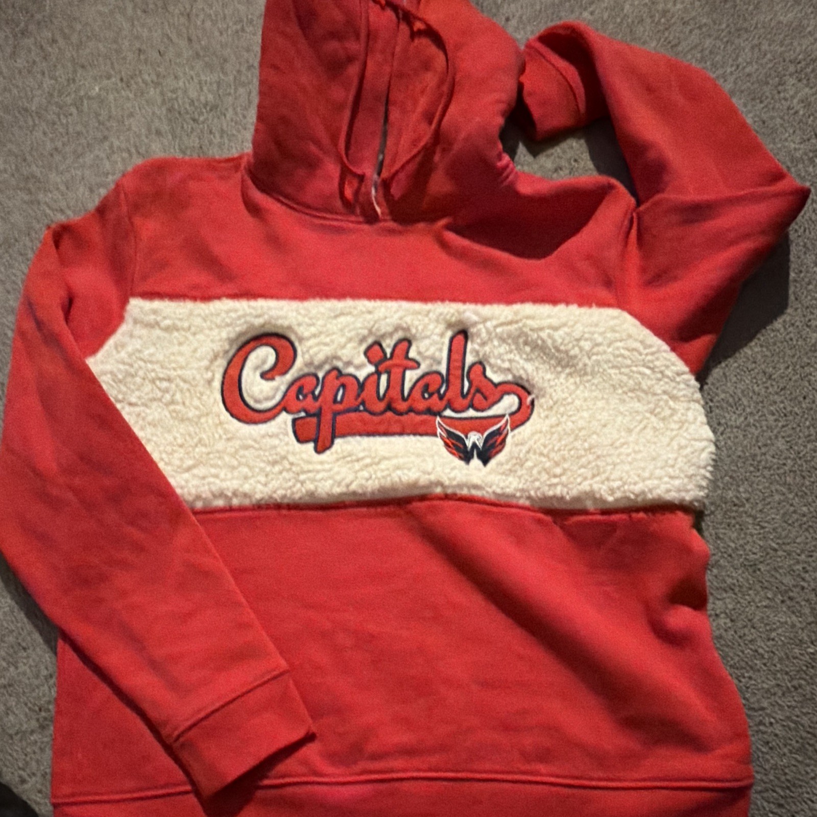 Washington Capitals NHL Hockey Hoodie Sweatshirt Red White Sherpa Panel Washington Capitals NHL Hockey Hoodie Sweatshirt Red White Sherpa Panel