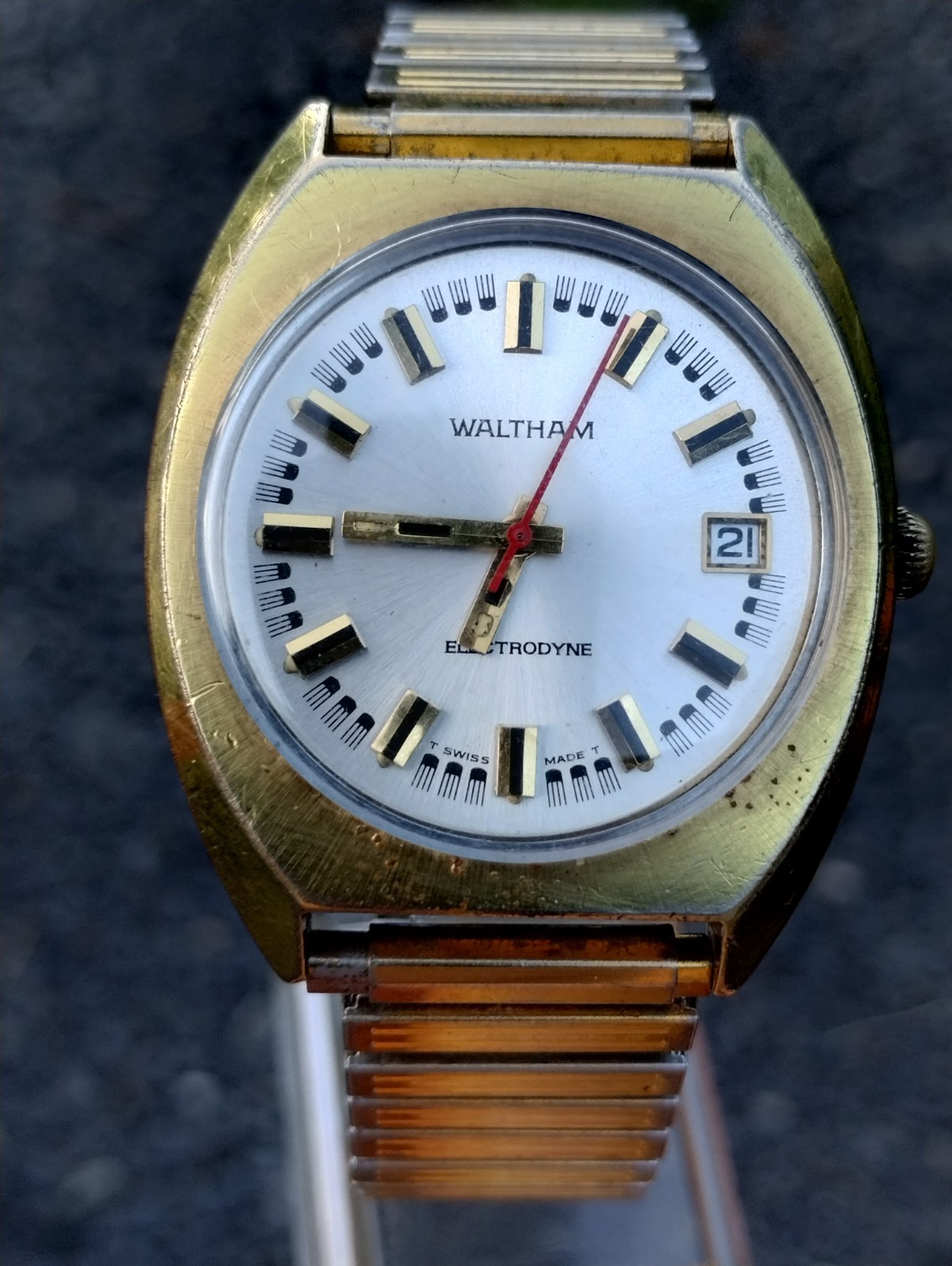 a247 Vintage Waltham Swiss Stainless Electric Electrodyne Wrist Watch. Accurate a247 Vintage Waltham Swiss Stainless Electric Electrodyne Wrist Watch. Accurate