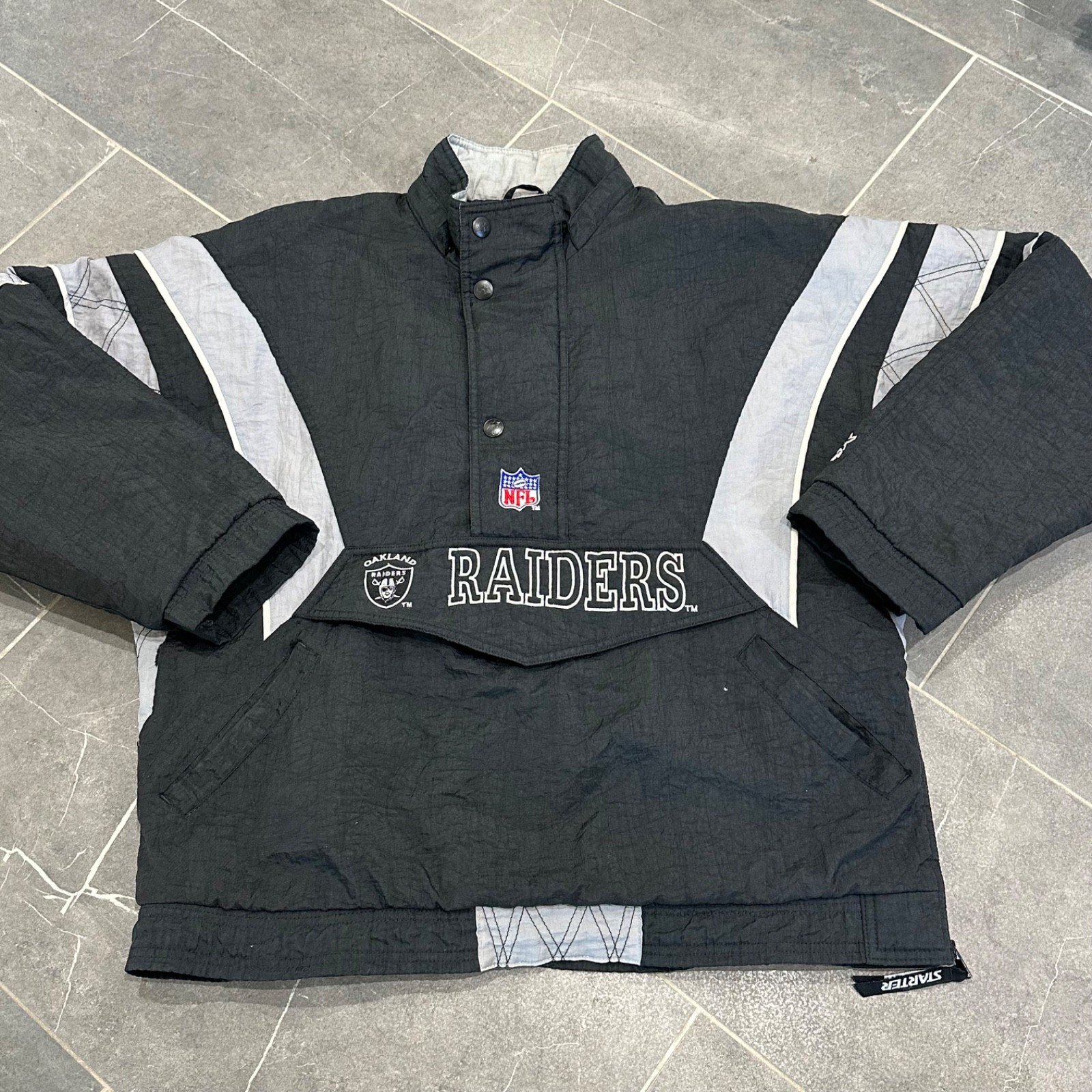 Vintage Oakland Raiders Starter Pro Line Anorak Jacket Mens M Kangaroo Pocket Vintage Oakland Raiders Starter Pro Line Anorak Jacket Mens M Kangaroo Pocket