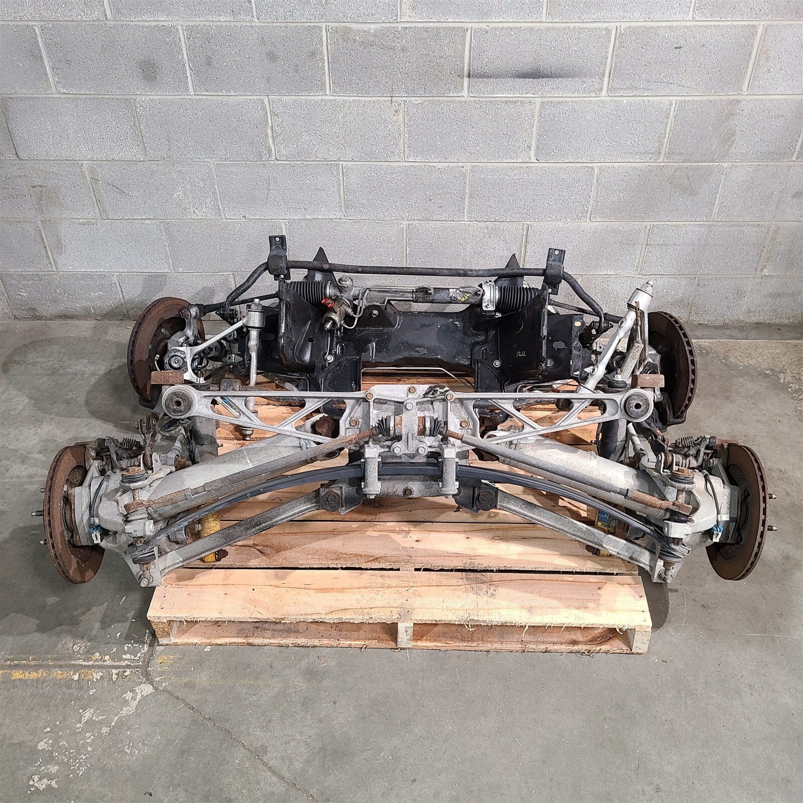 88-96 Corvette C4 Front Rear Differential Suspension 2.59 Ratio Dana 36 Aa7521 88-96 Corvette C4 Front Rear Differential Suspension 2.59 Ratio Dana 36 Aa7521