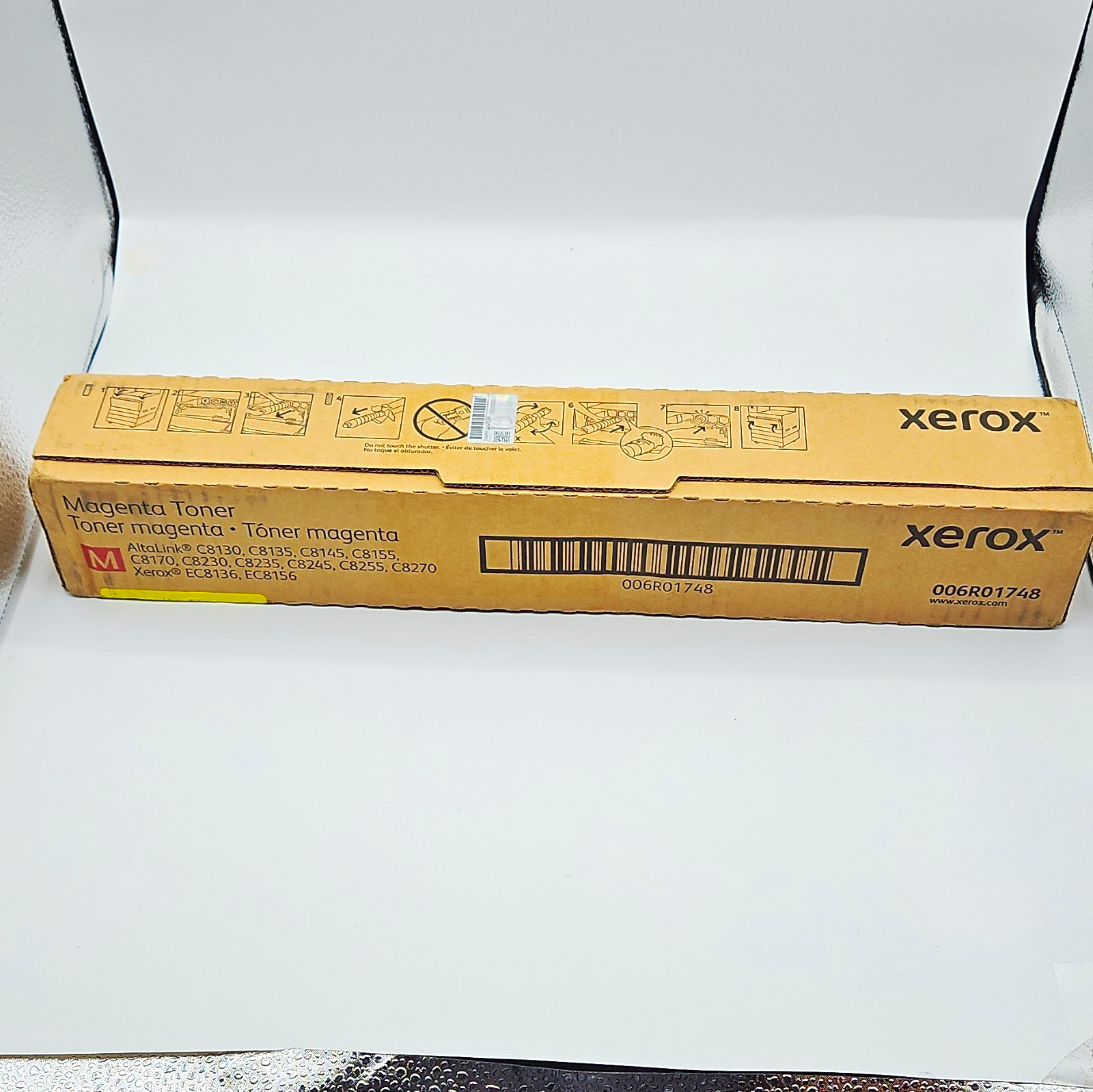 Xerox Genuine Original Magenta Laser Toner 006R01748 for AltaLink C8130+ Xerox Genuine Original Magenta Laser Toner 006R01748 for AltaLink C8130+