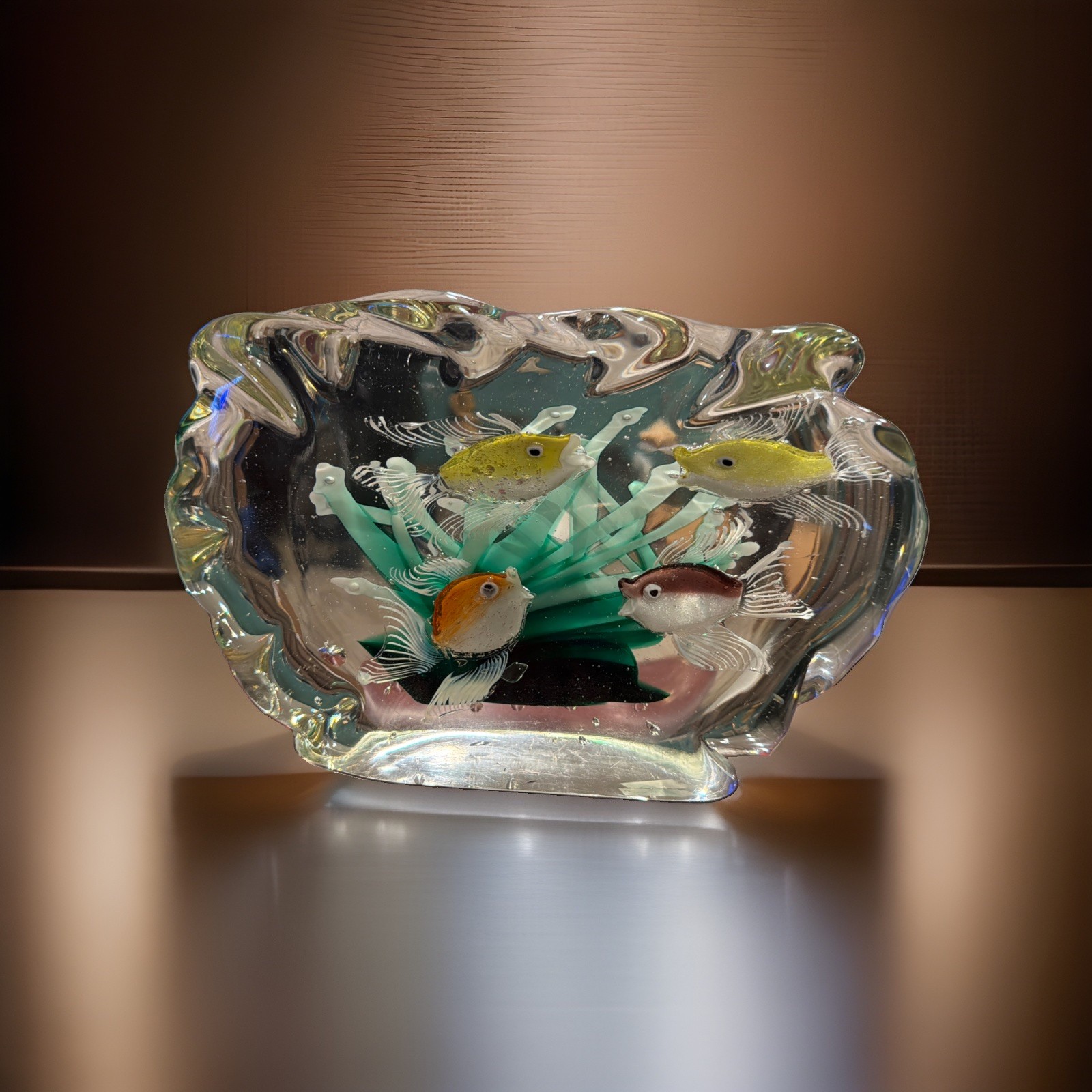 Vtg Murano Glass Block Aquarium Fish Sea Life Sommerso 10 1/2” Read Descript Vtg Murano Glass Block Aquarium Fish Sea Life Sommerso 10 1/2” Read Descript