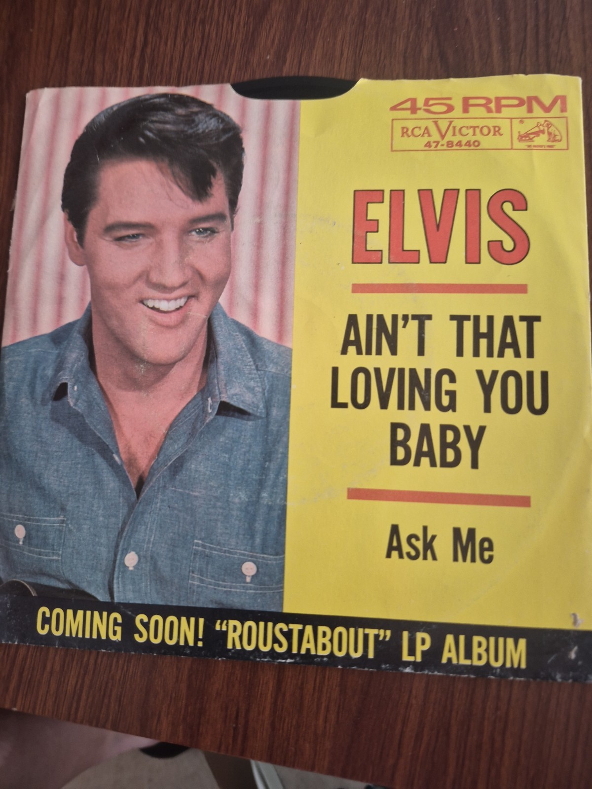 ELVIS PRESLEY 45 Record Lot Most are Ex 19 Records ELVIS PRESLEY 45 Record Lot Most are Ex 19 Records