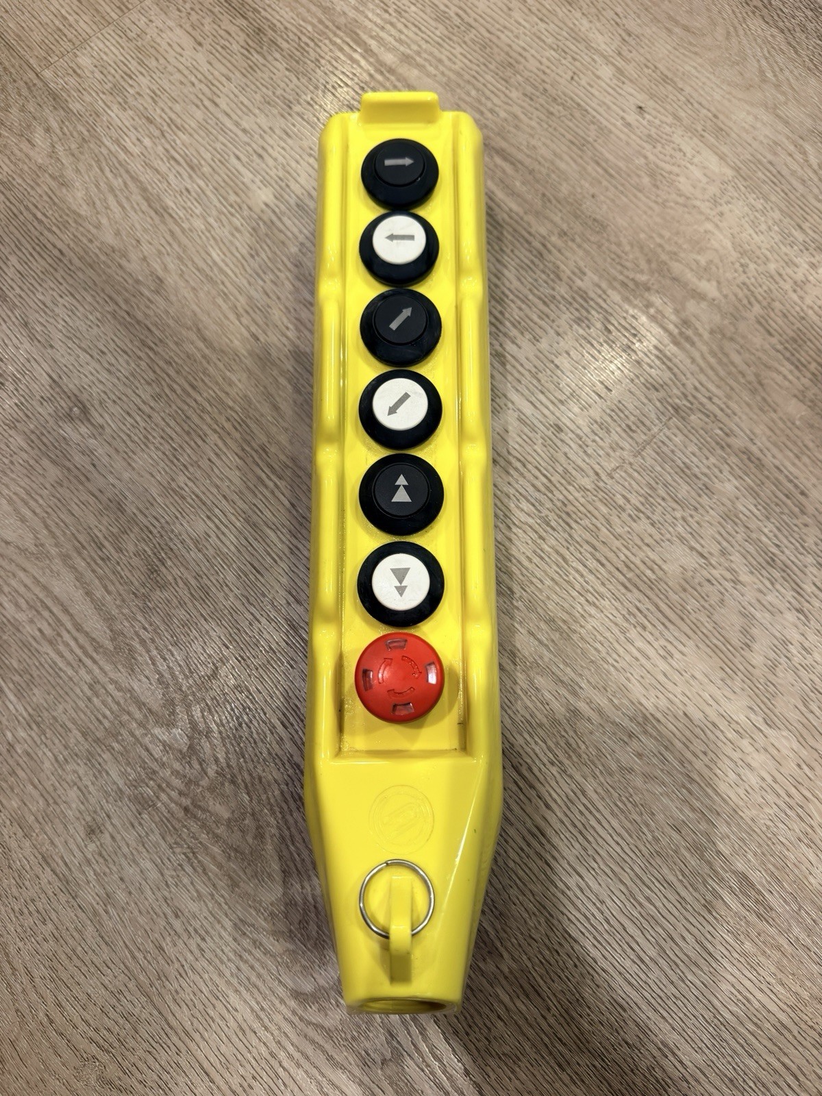 Giovenzana Crane Pendant, IP65, 7 Button Directional Emergency Stop
