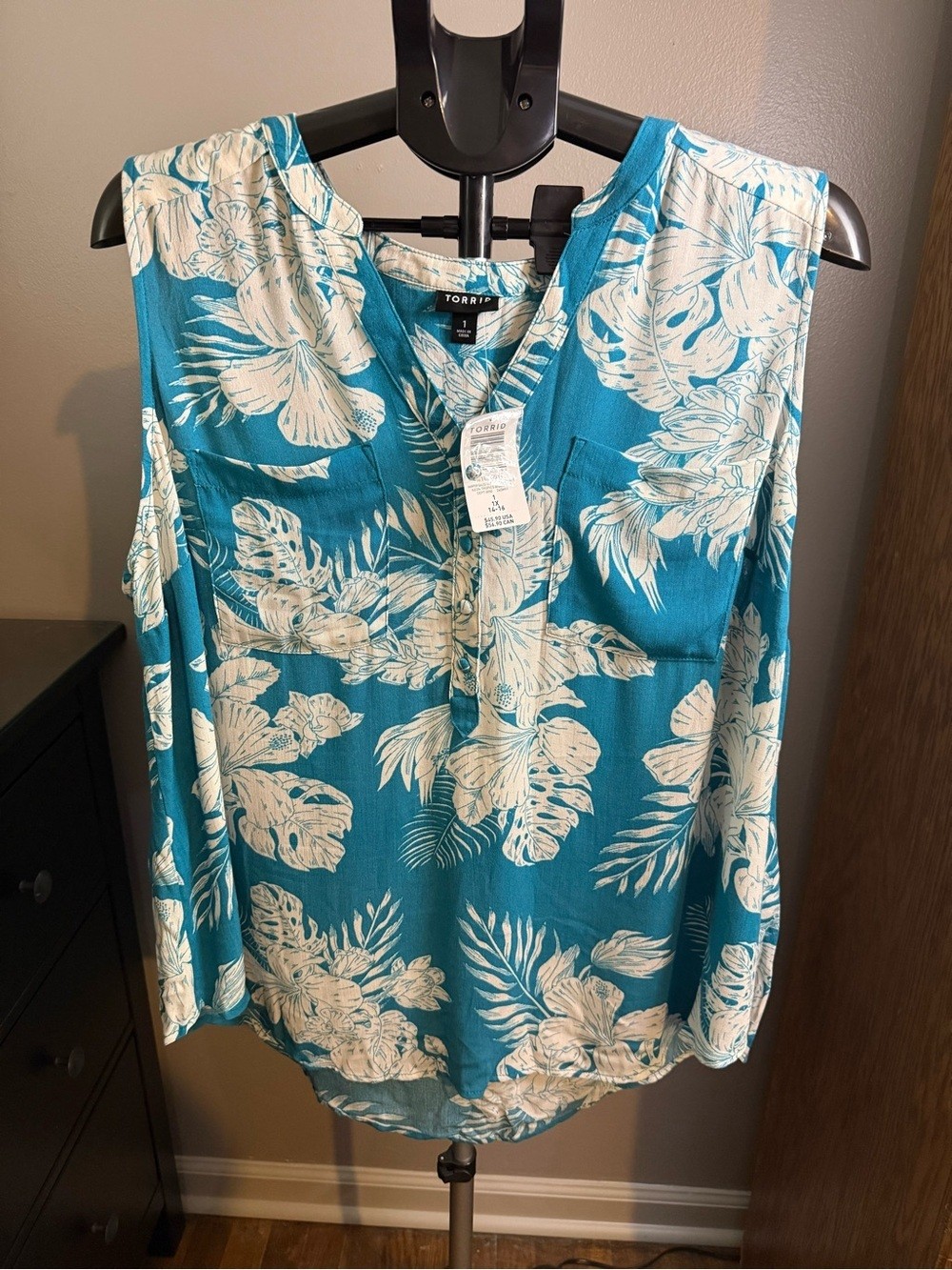 Torrid Teal Tropical Floral Gauze Sleeveless Blouse Size 1X NWT