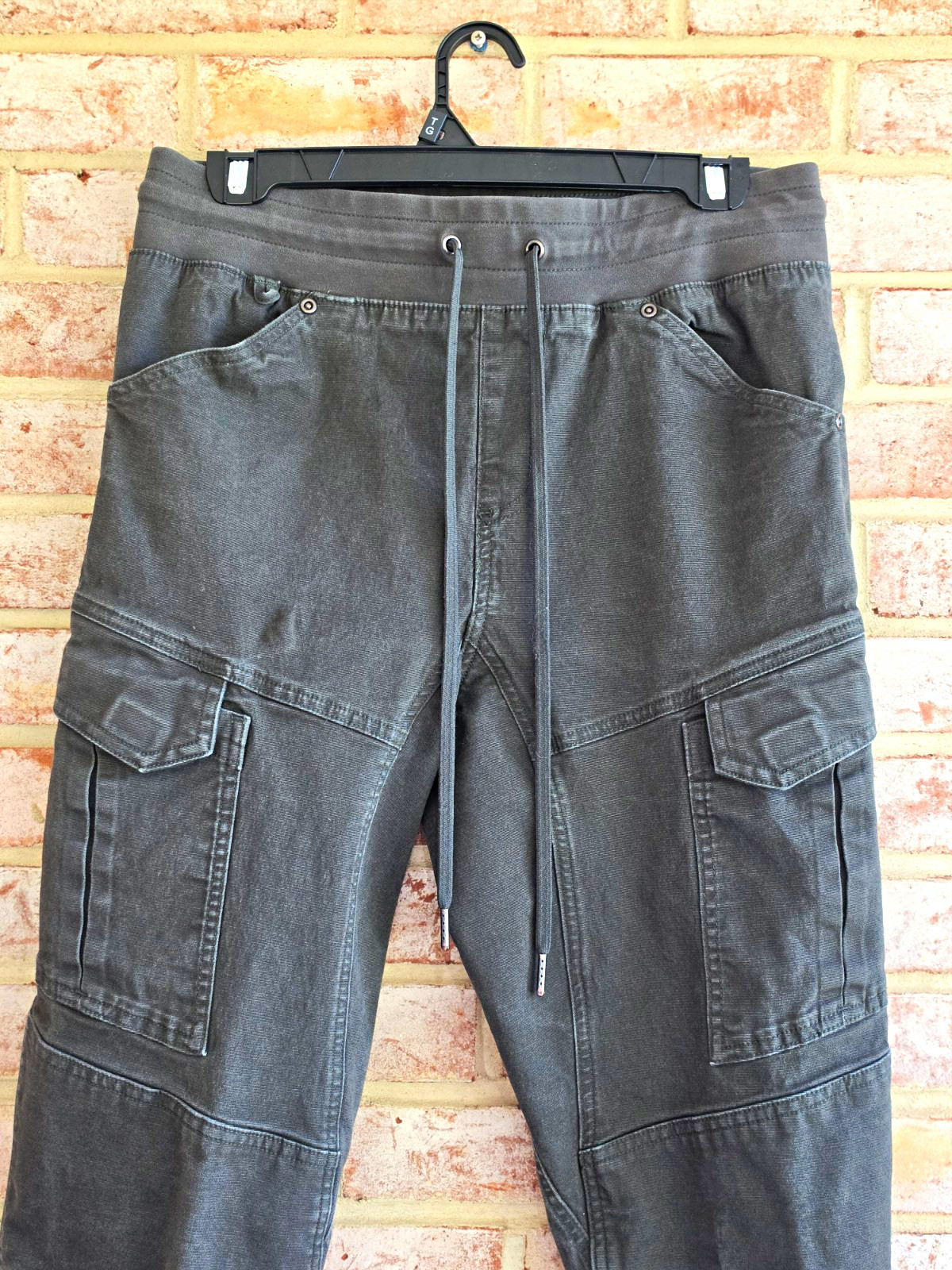 Duluth Trading Co. Women’s Gray Jogger Cargo Pants Drawstring Pockets Stretch Duluth Trading Co. Women’s Gray Jogger Cargo Pants Drawstring Pockets Stretch