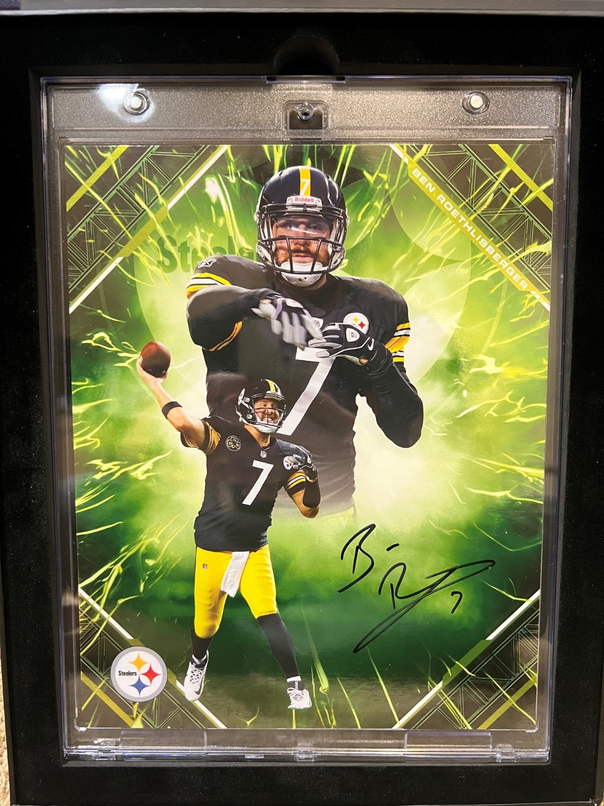 2025 Fanatics Under Wraps Emanate Football Ben Roethlisberger STEELERS Auto /99 2025 Fanatics Under Wraps Emanate Football Ben Roethlisberger STEELERS Auto /99