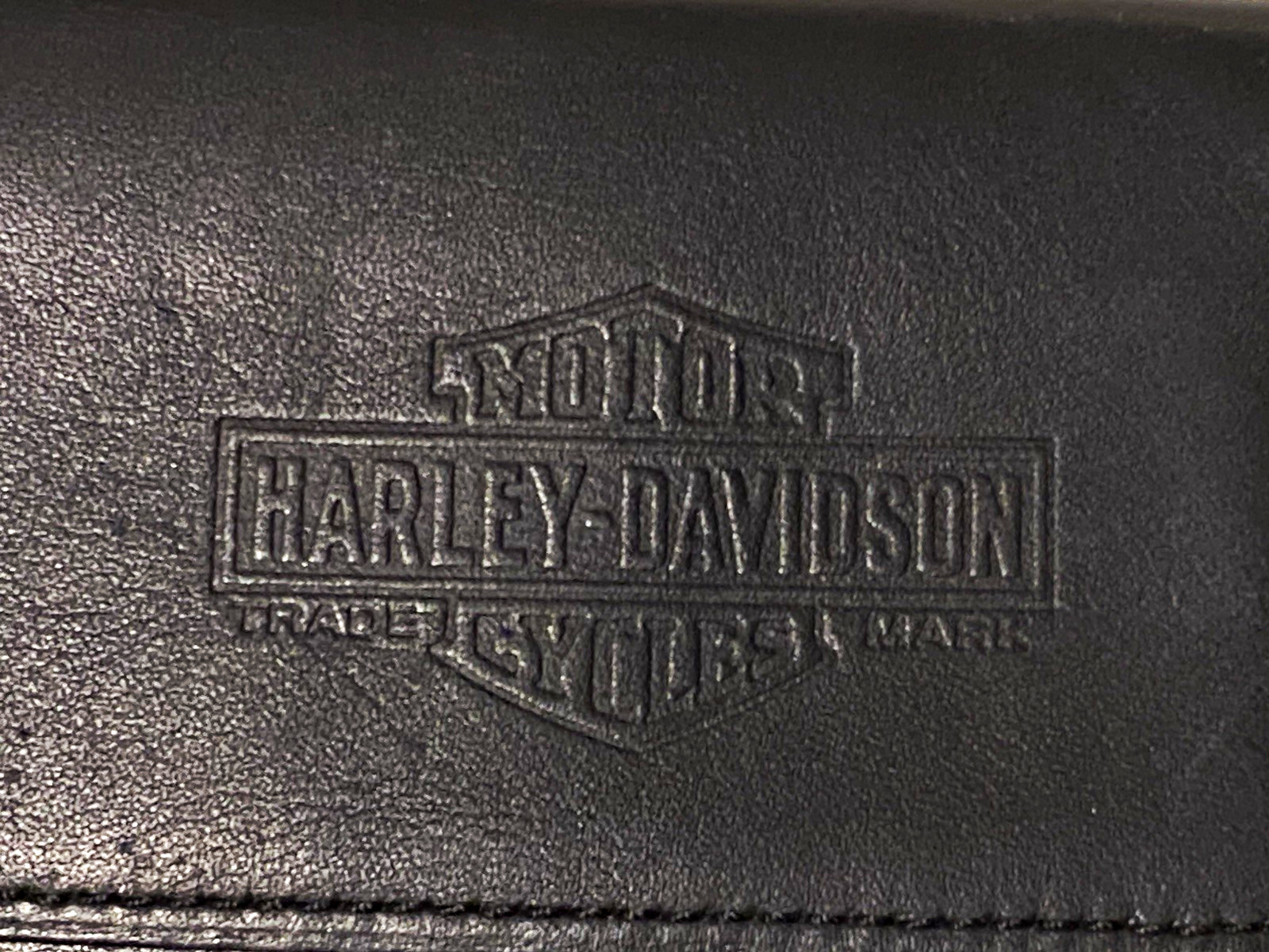 Vintage Early 1990’s Harley-Davidson Black Trifold Wallet w/ Chain BNWOT Vintage Early 1990’s Harley-Davidson Black Trifold Wallet w/ Chain BNWOT