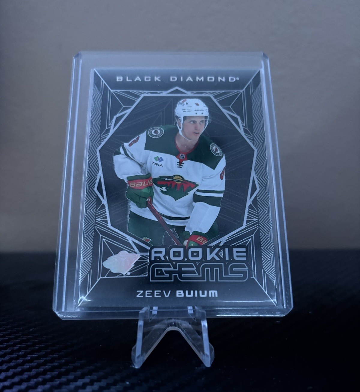 2025-26 Upper Deck Black Diamond Rookie Gems Zeev Buium #RG-ZB /399 Wild Canucks 2025-26 Upper Deck Black Diamond Rookie Gems Zeev Buium #RG-ZB /399 Wild Canucks