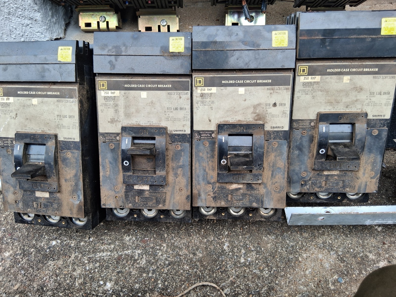 Square D Industrial Molded Case Breaker Lot 3P 551-600V Trip FAL36040+ Square D Industrial Molded Case Breaker Lot 3P 551-600V Trip FAL36040+