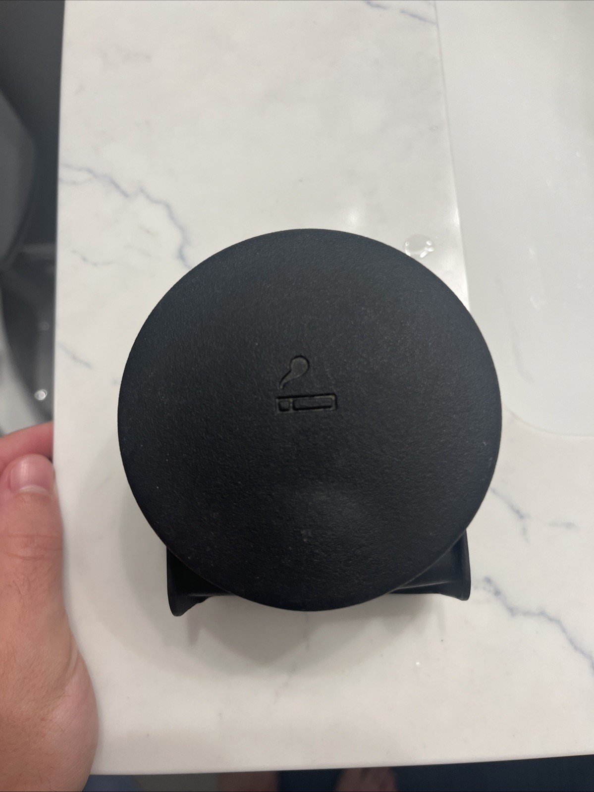 03-06 Tahoe/Silverado/Sierra/Avalanche/Suburban Ash Tray and Retainer 15070502 03-06 Tahoe/Silverado/Sierra/Avalanche/Suburban Ash Tray and Retainer 15070502