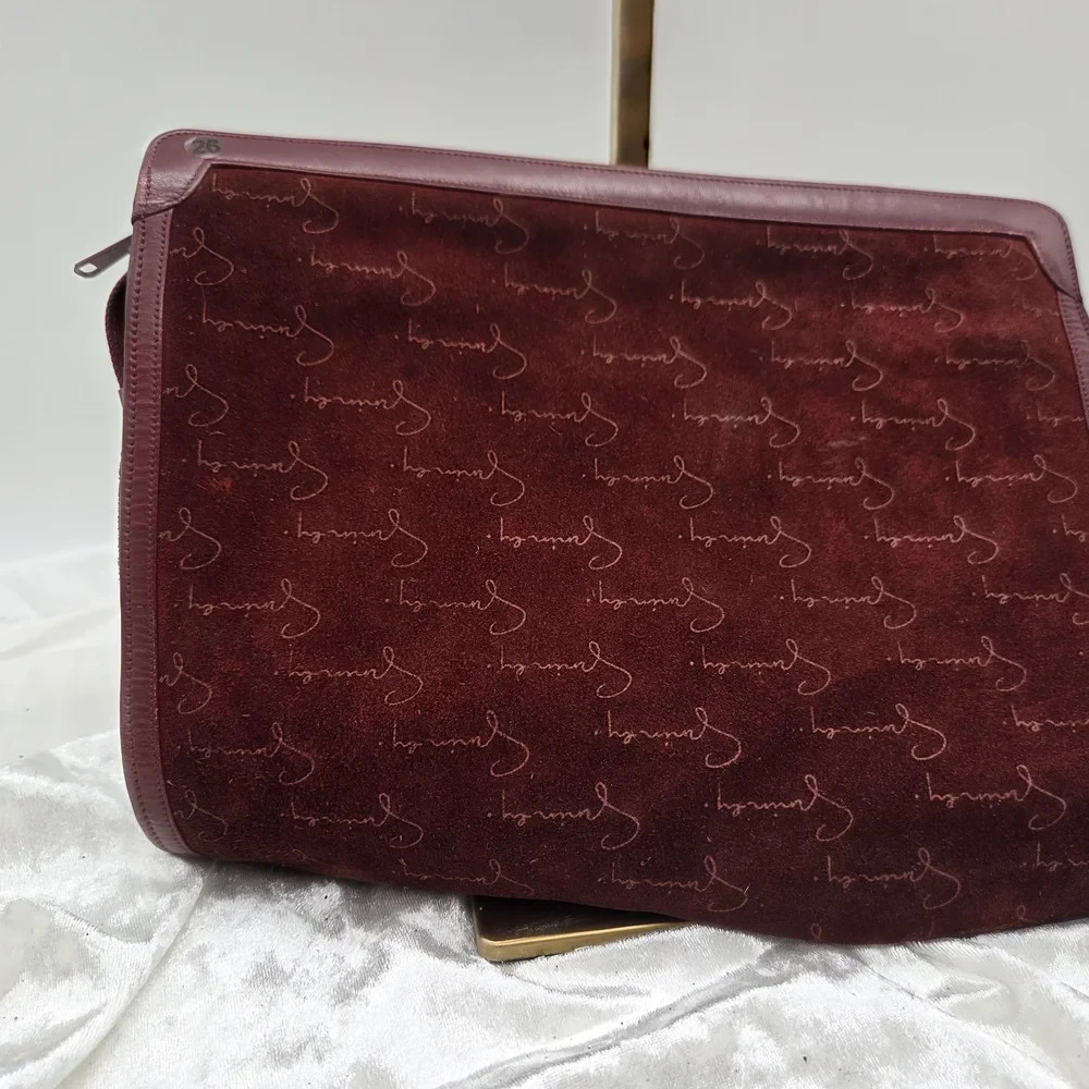 Givency burgundy elegant clutch