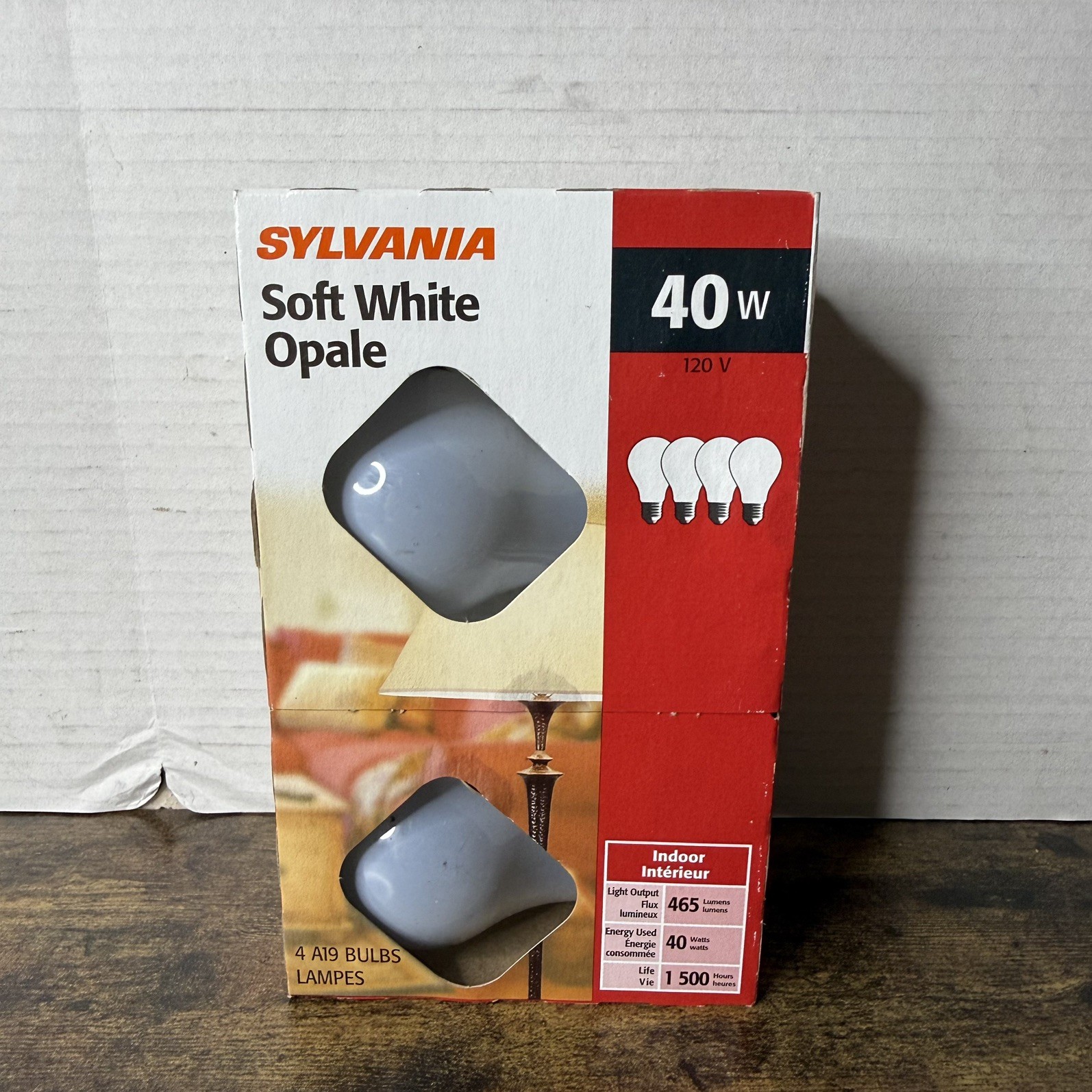 Sylvania 40W Soft White A19 Incandescent Bulbs 4-Pack NOS Made in USA