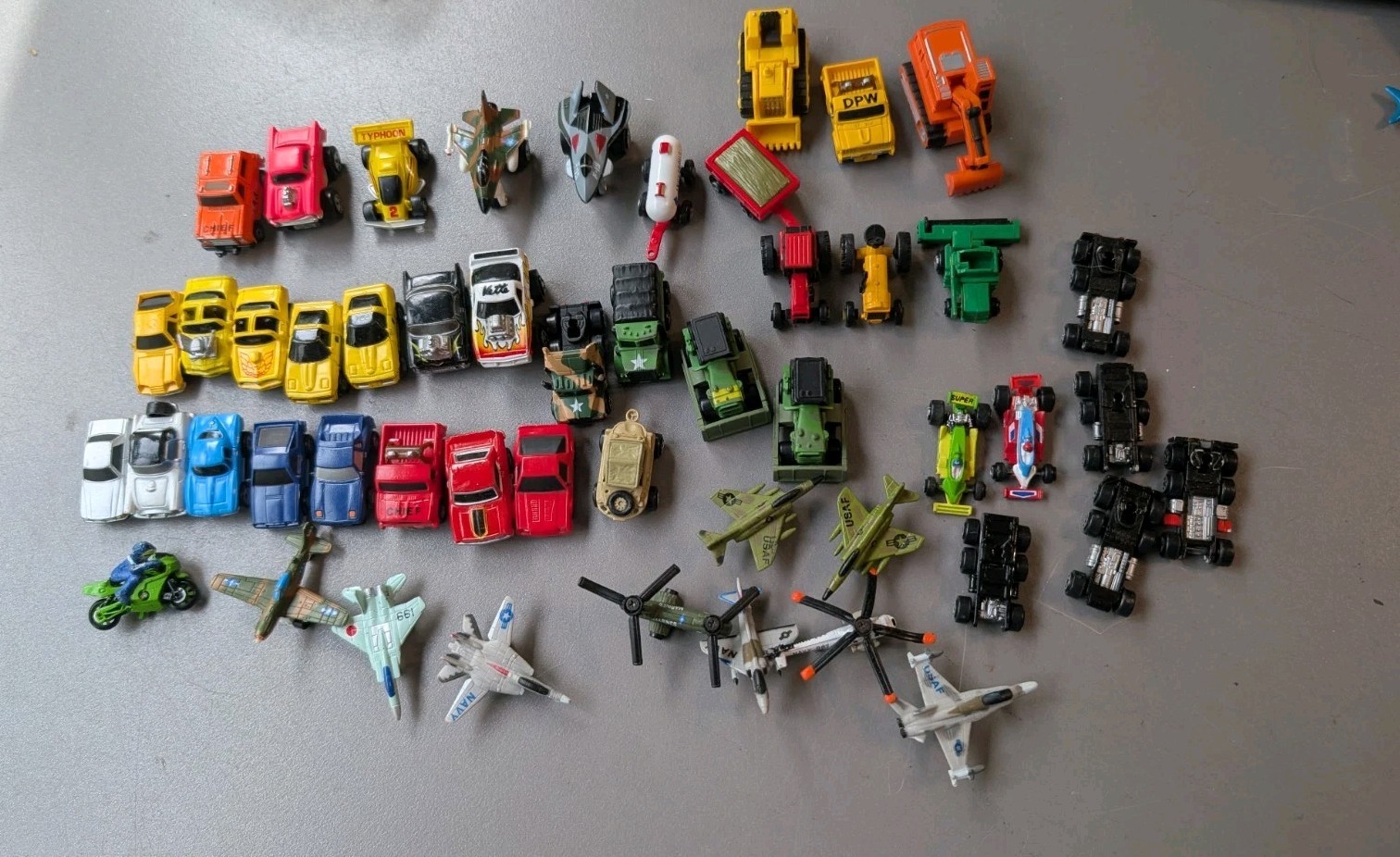 49 Micro Machines Galoob Funrise Road Champs