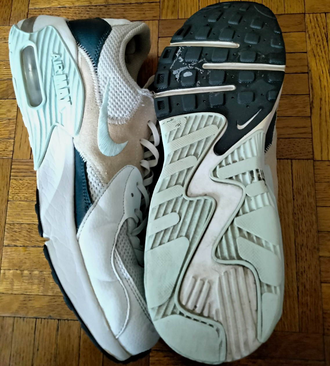 Women\'s Nike Air Max 90 Low Top Mesh Lace-Up Athletic Sneakers White/Blue Women\'s Nike Air Max 90 Low Top Mesh Lace-Up Athletic Sneakers White/Blue