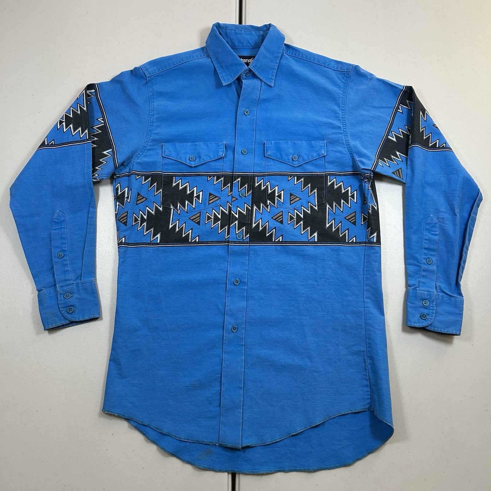 VTG 90s Wrangler X Long Tails Brush Popper Long Sleeve Button Up Shirt Aztec Med VTG 90s Wrangler X Long Tails Brush Popper Long Sleeve Button Up Shirt Aztec Med