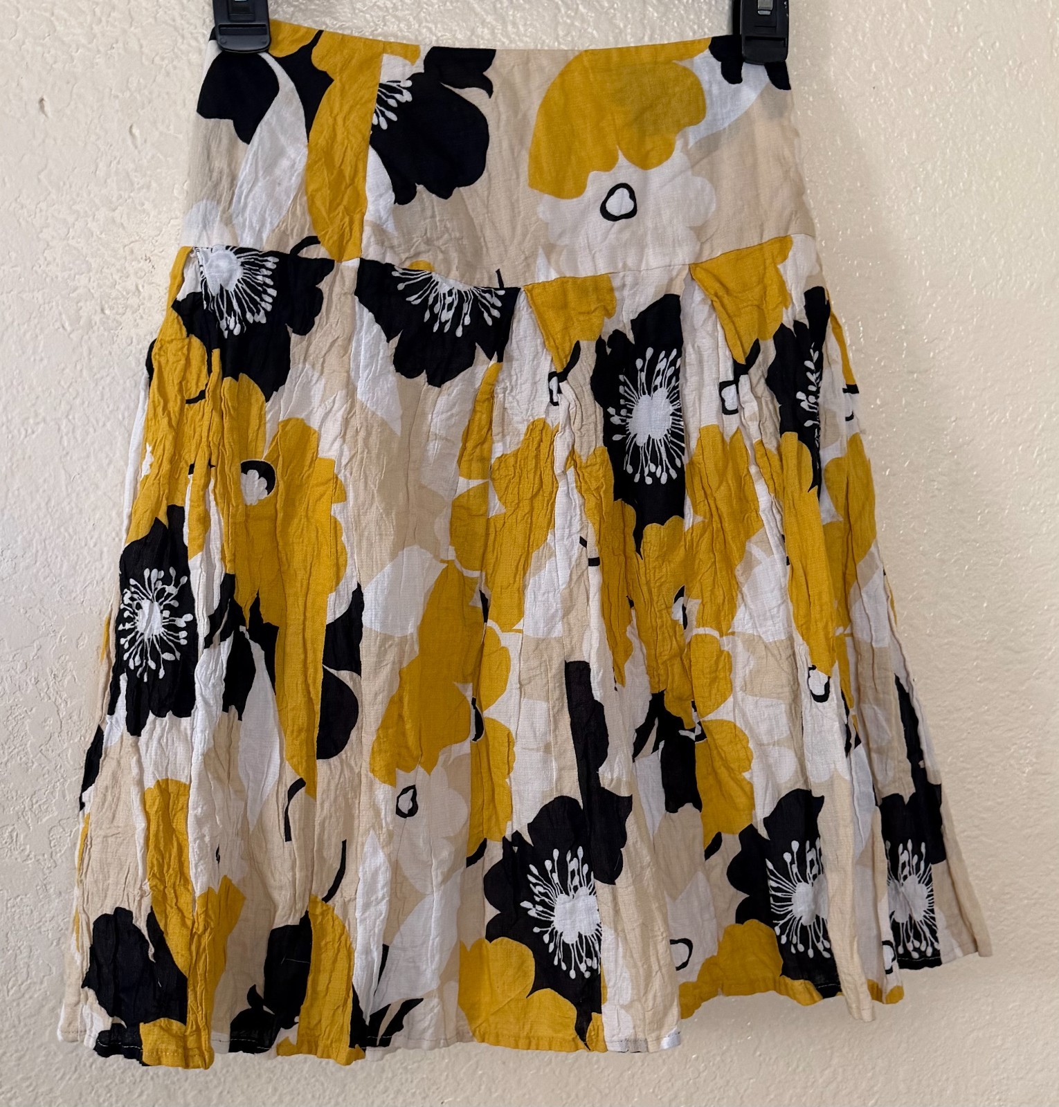 Karen Kane Mustard Yellow Black White Floral Cotton Skirt Womens Size 6 Lined