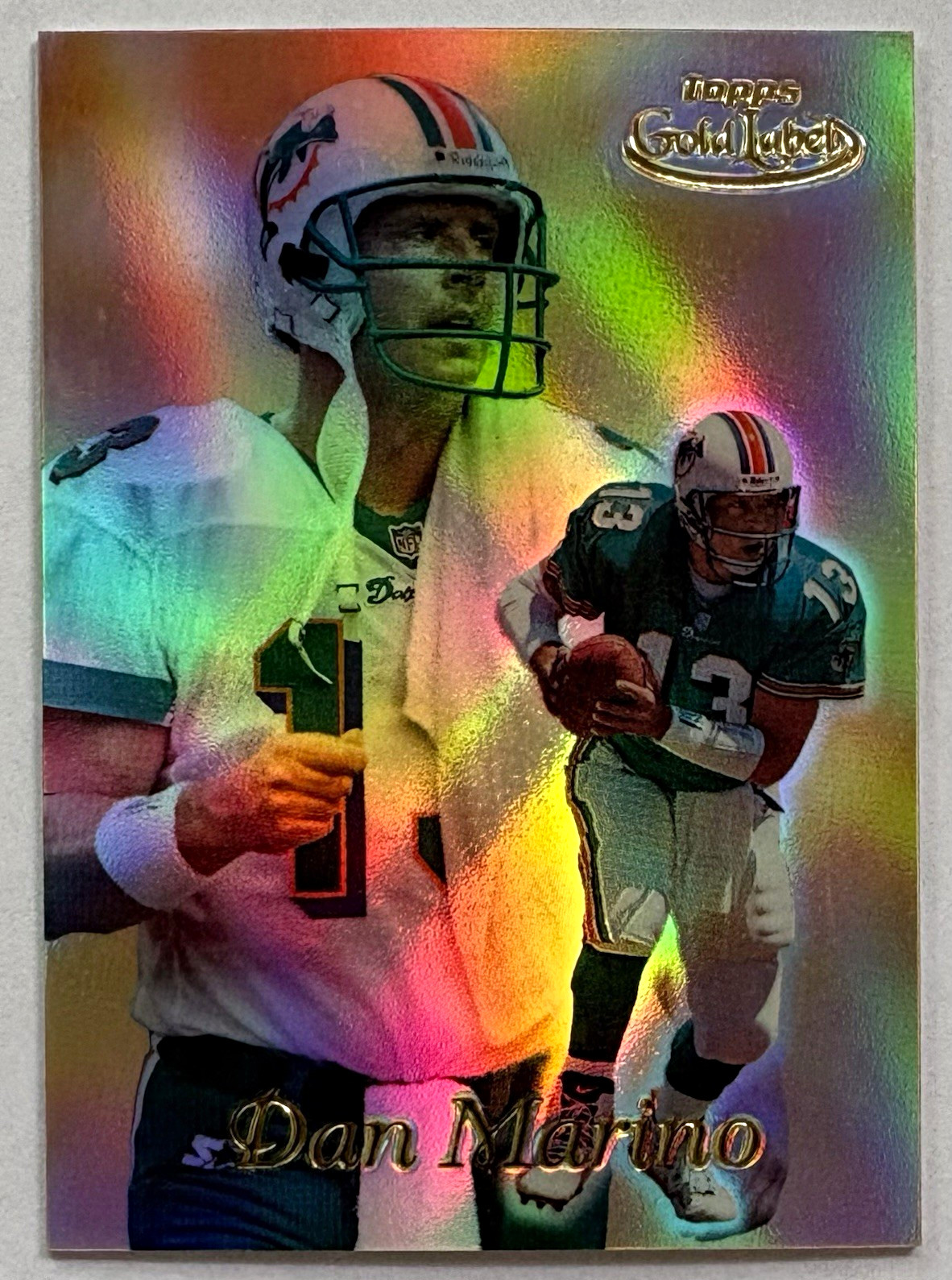 #40 Dan Marino 1999 Topps Gold Label - CLASS 3 HOF Miami Dolphins QB #40 Dan Marino 1999 Topps Gold Label - CLASS 3 HOF Miami Dolphins QB