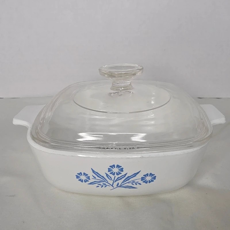 Vintage Corning Ware Blue Cornflower 1 Qt Casserole Dish With Glass Lid Vintage Corning Ware Blue Cornflower 1 Qt Casserole Dish With Glass Lid