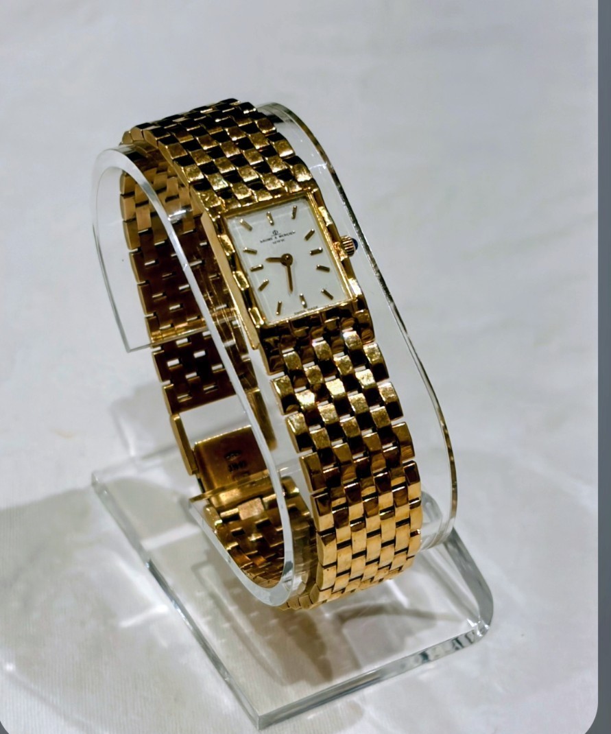 Vintage Baume & Mercier, 14k Gold Ladies Wristwatch