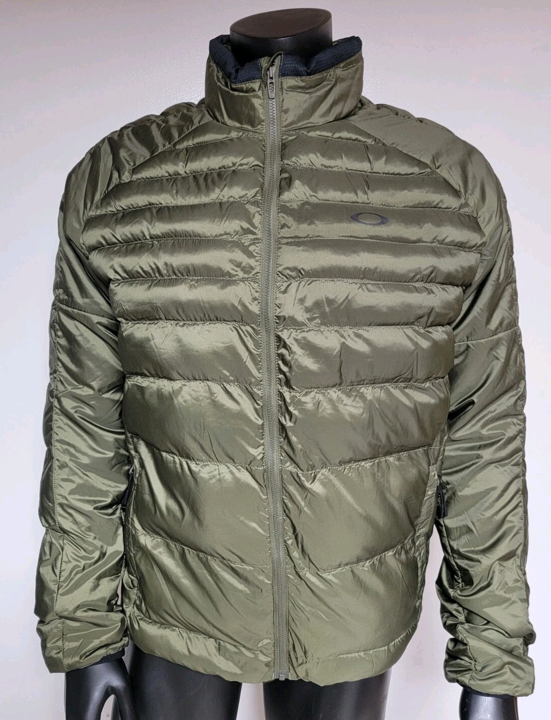 Oakley Thermofill Ellipse Primaloft Bomber Jacket Men Size XLarge #412422 $200