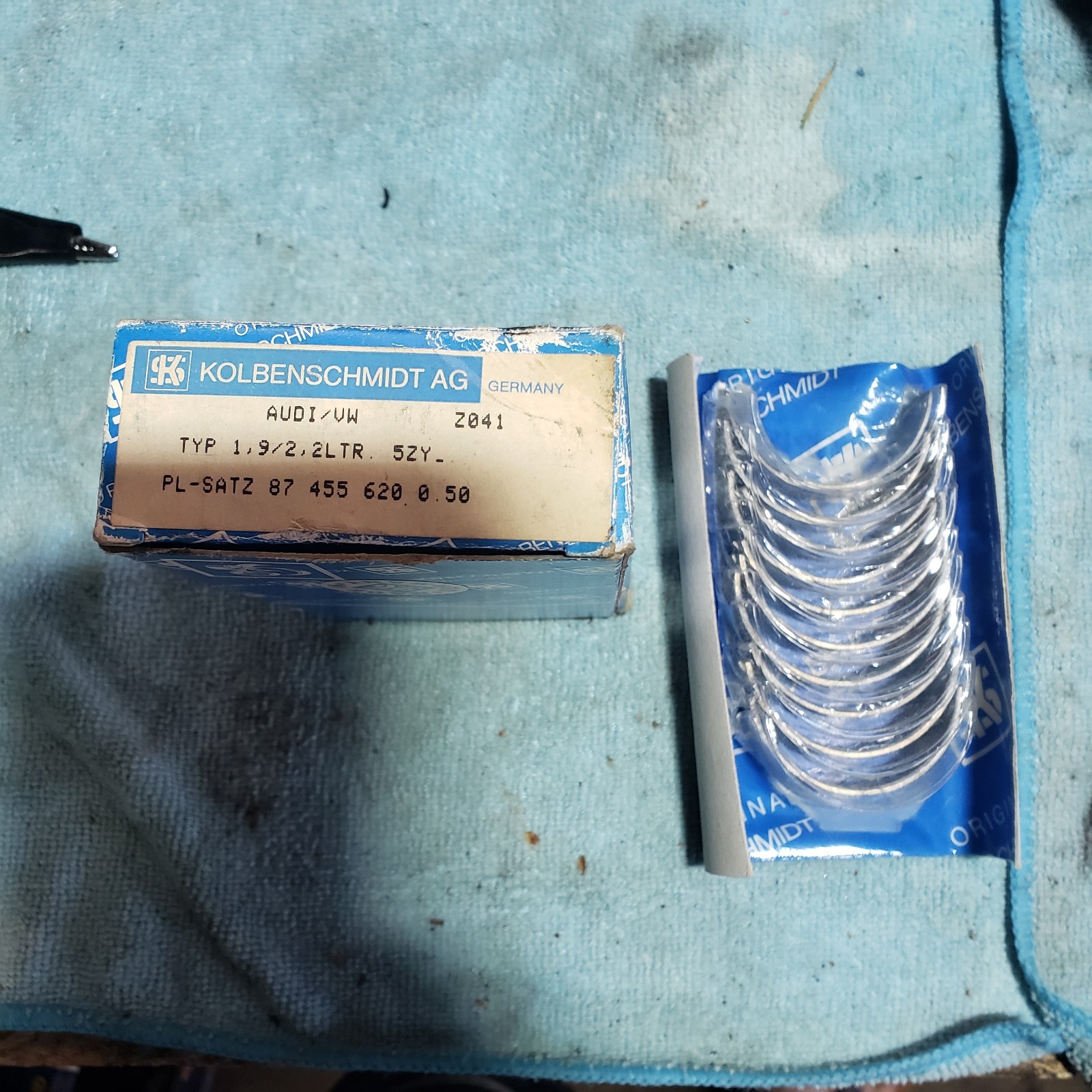NOS Kolbenschmidt Connecting Rod Bearings Audi VW 1.9L 2.2L 5-Cylinder 0.50mm... NOS Kolbenschmidt Connecting Rod Bearings Audi VW 1.9L 2.2L 5-Cylinder 0.50mm...