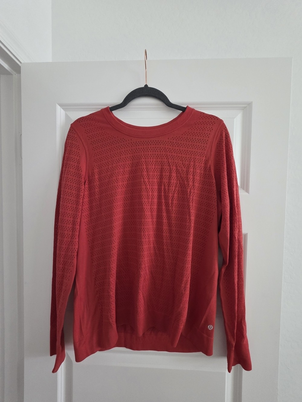 Lululemon Breeze By Long Sleeve Orange/red Color. Size 10.