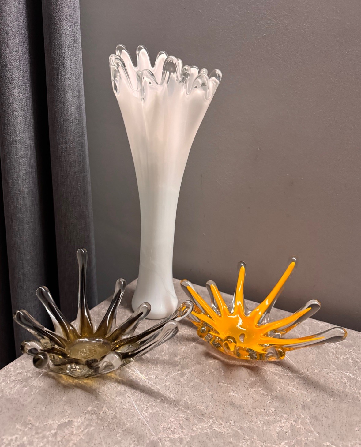 Vintage USSR Art Glass 3 pcs Set Ruffled Vase + Splash Starburst Bowls