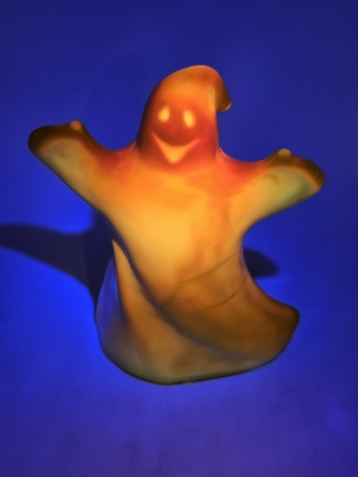 Ghost Mosser for Fenton Mold Art Glass Dandelion Yellow Glows UV Halloween Ghost Mosser for Fenton Mold Art Glass Dandelion Yellow Glows UV Halloween