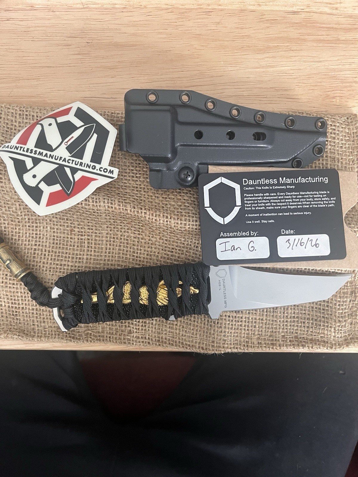 Dauntless Manufacturing Hiker Pikal With Tsukamaki Wrap And Crane Menuki Dauntless Manufacturing Hiker Pikal With Tsukamaki Wrap And Crane Menuki