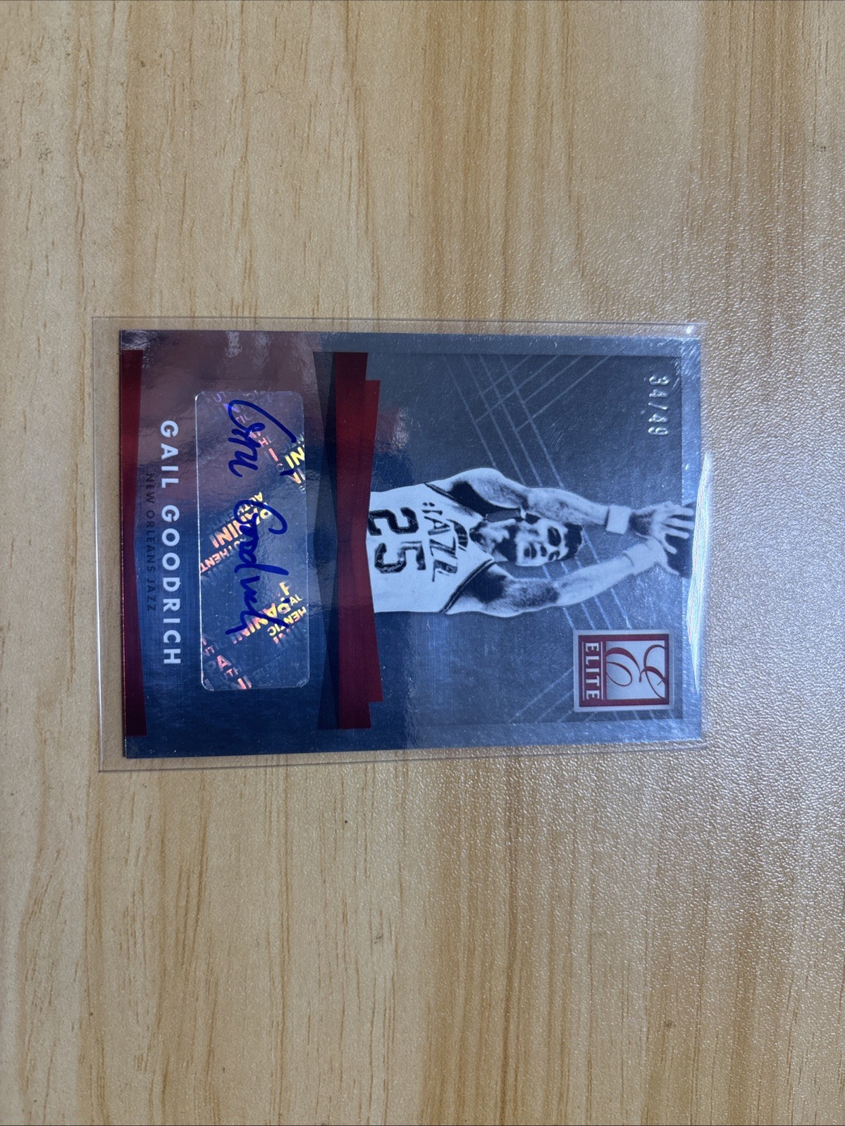 2015-16 Panini Donruss Elite Gail Goodrich Autograph #34/49 2015-16 Panini Donruss Elite Gail Goodrich Autograph #34/49