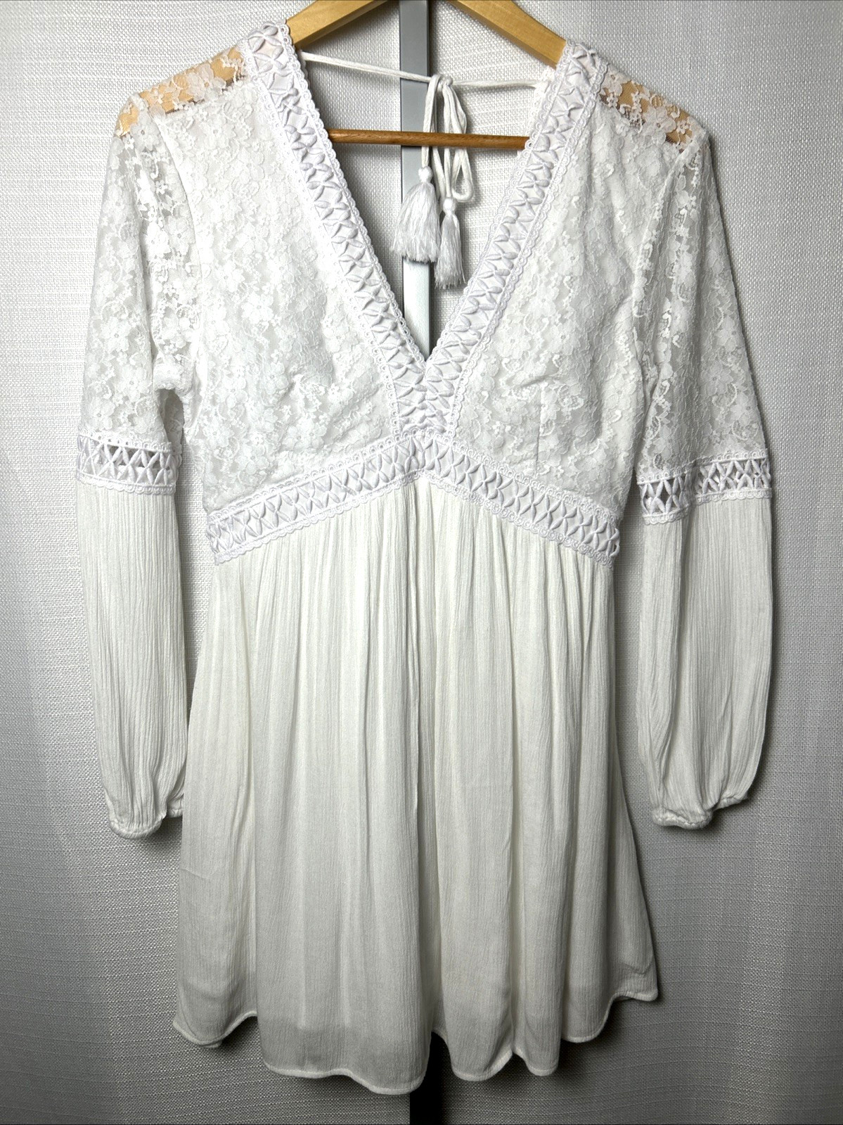 Altar\'d State Womens Sz S White Lace Boho Peasant Dress V-Neck Romantic Beach