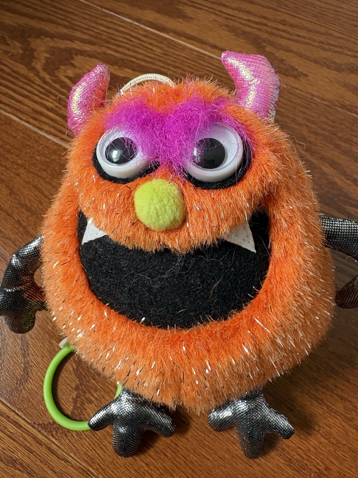 Vintage Russ Berrie Orange Monster Novelty Plush 2003 Shaking Pull-String Toy