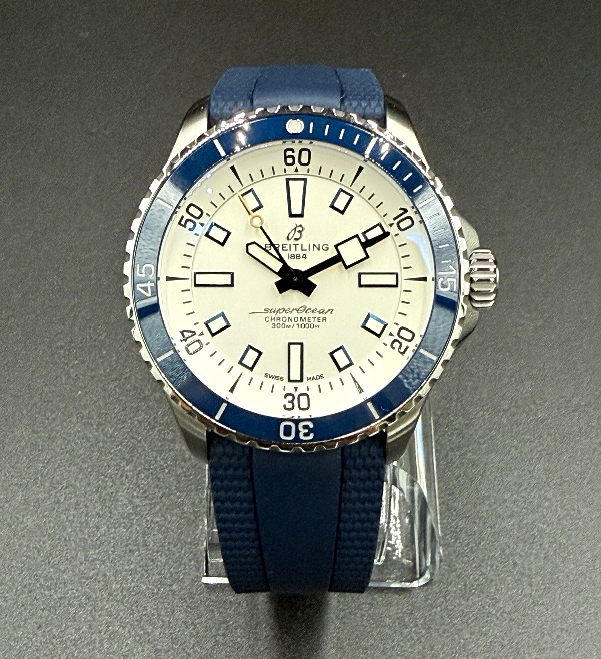 2026 Breitling Superocean Automatic 42 A17375E71G1S1 Box Papers Warranty 2028