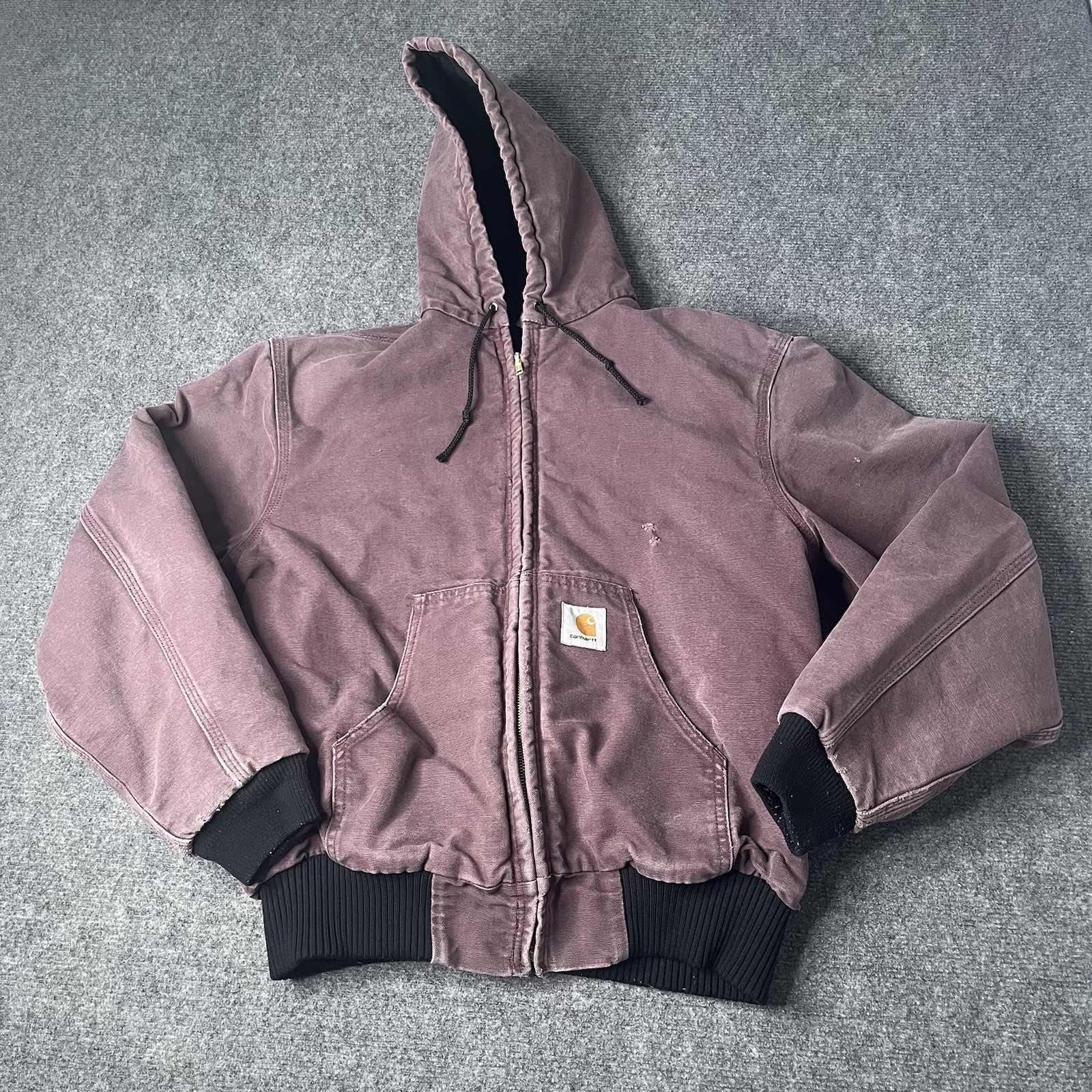 Vtg Carhartt Active Work Jacket Plum Wine 90s Mens M Distressed Faded Coat Vtg Carhartt Active Work Jacket Plum Wine 90s Mens M Distressed Faded Coat