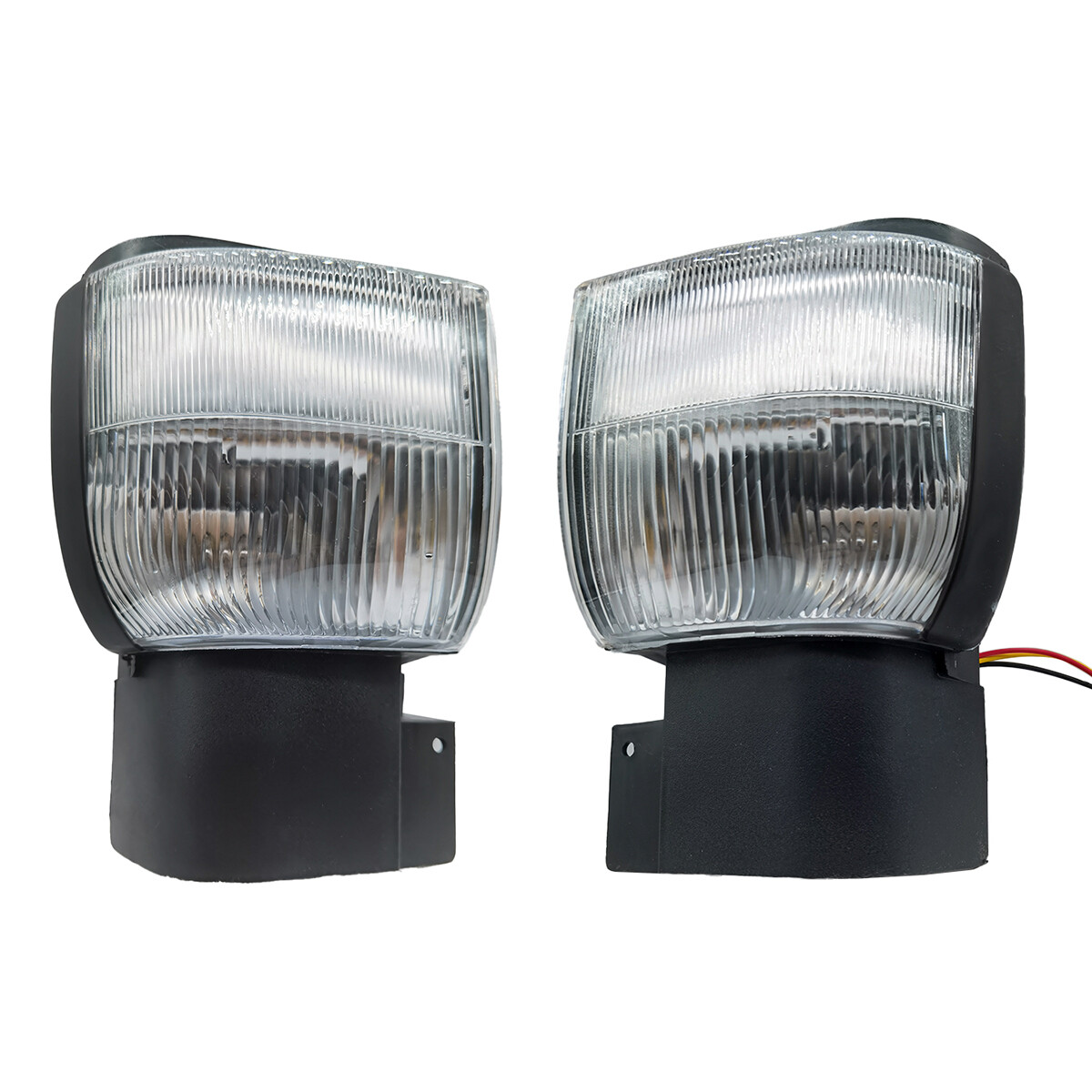 2X Turn Signal Driver Passenger Side Corner Lights For Nissan UD 1800 2000 2300