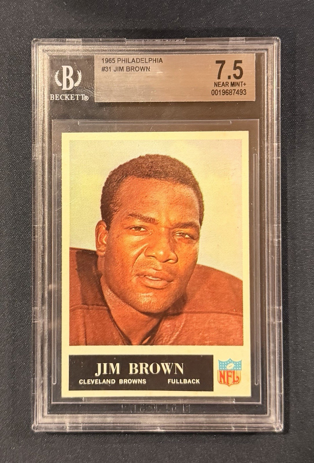 1965 Philadelphia - Jim Brown #31 BGS 7.5 Clean 1965 Philadelphia - Jim Brown #31 BGS 7.5 Clean