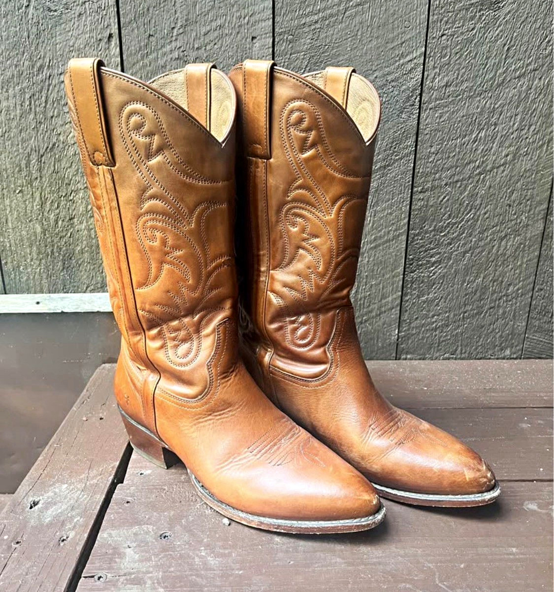 Frye Men’s Bruce Pull Ons, size 10 (2026) Frye Men’s Bruce Pull Ons, size 10 (2026)