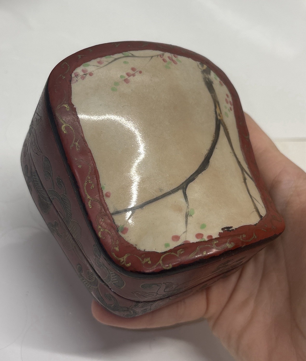 Asian Lacquered Covered Box Red & Black Hand-Decorated Vintage/Antique