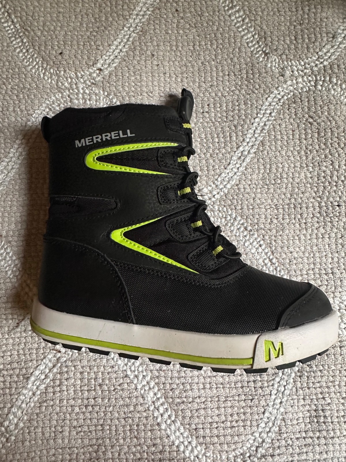 Merrell Kids Snow Boots size 13 Black Merrell Kids Snow Boots size 13 Black