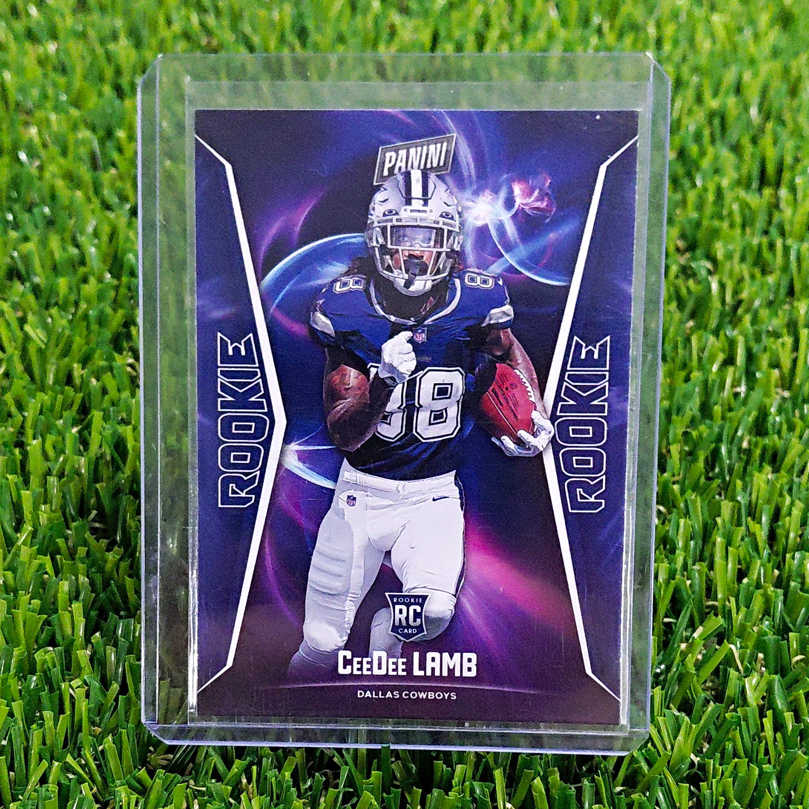Panini 2020 Player of the Day CeeDee Lamb Rookie Base #61 Dallas Cowboys Panini 2020 Player of the Day CeeDee Lamb Rookie Base #61 Dallas Cowboys