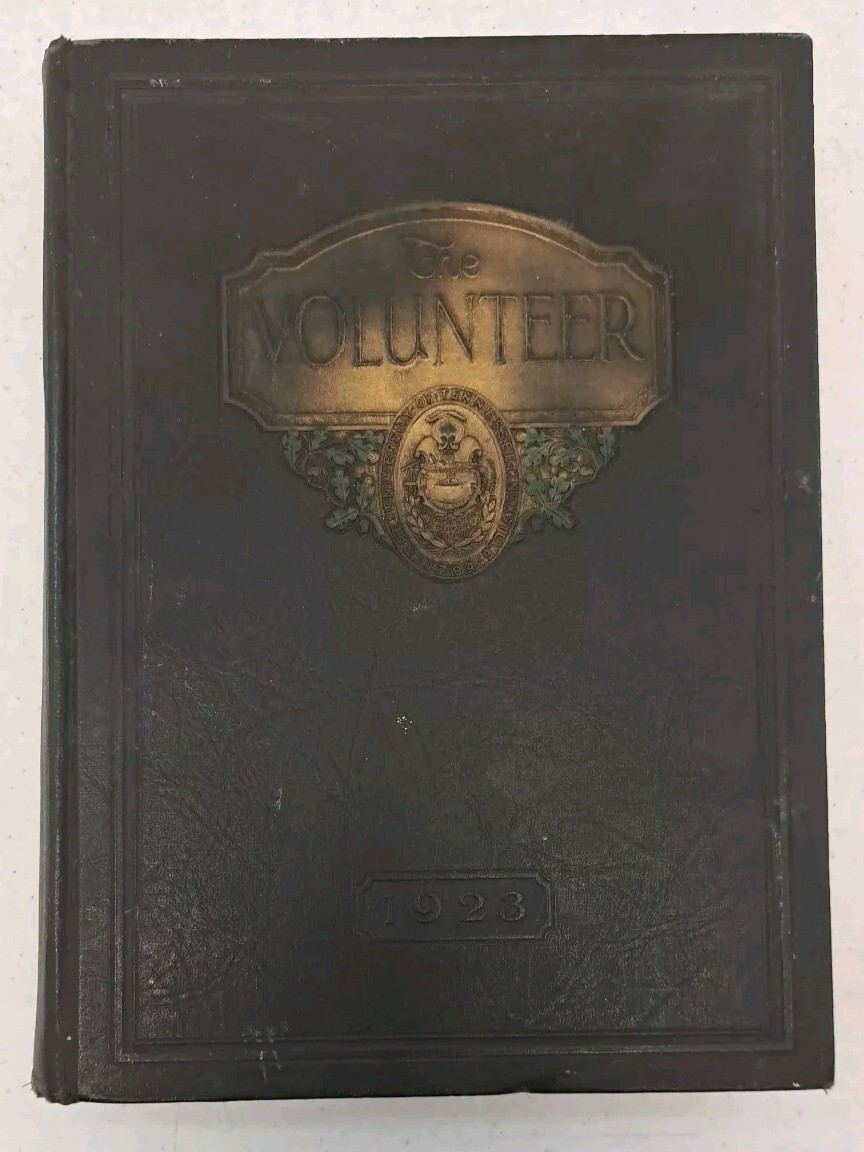 RARE Antique 1923 Yearbook-Annual-Univ of Tennessee Knoxville The Volunteer RARE Antique 1923 Yearbook-Annual-Univ of Tennessee Knoxville The Volunteer