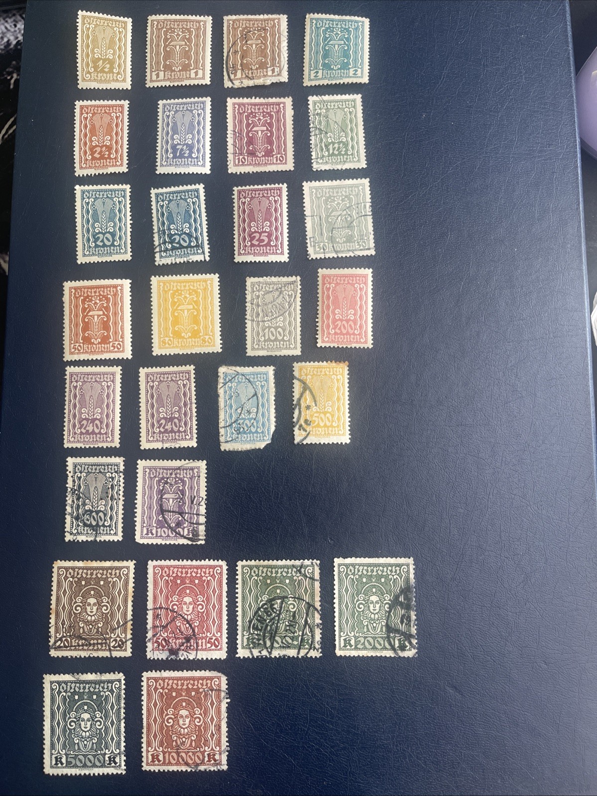 Austria 1922 Lot of 28 stamps(17 Used,11 MNH) See Photos