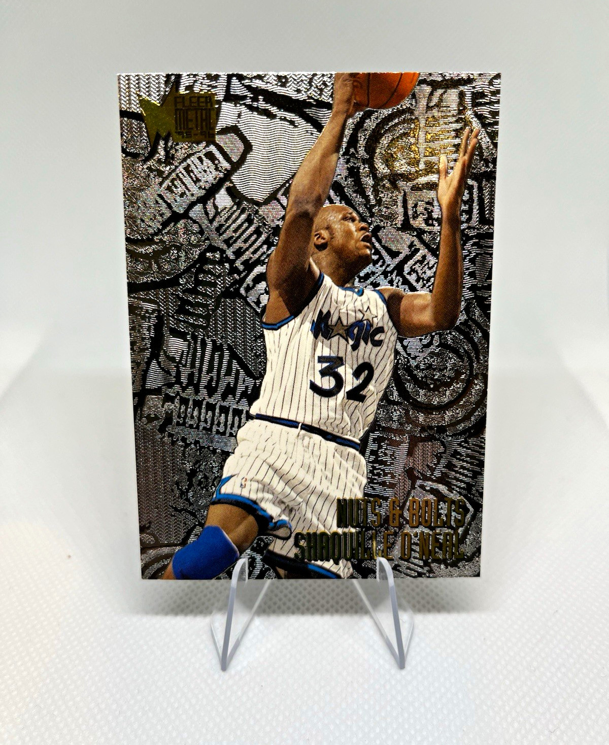 Fleer 1995-96 Fleer Metal Nuts & Bolts Insert Shaquille O\'Neal #215 Magic Fleer 1995-96 Fleer Metal Nuts & Bolts Insert Shaquille O\'Neal #215 Magic