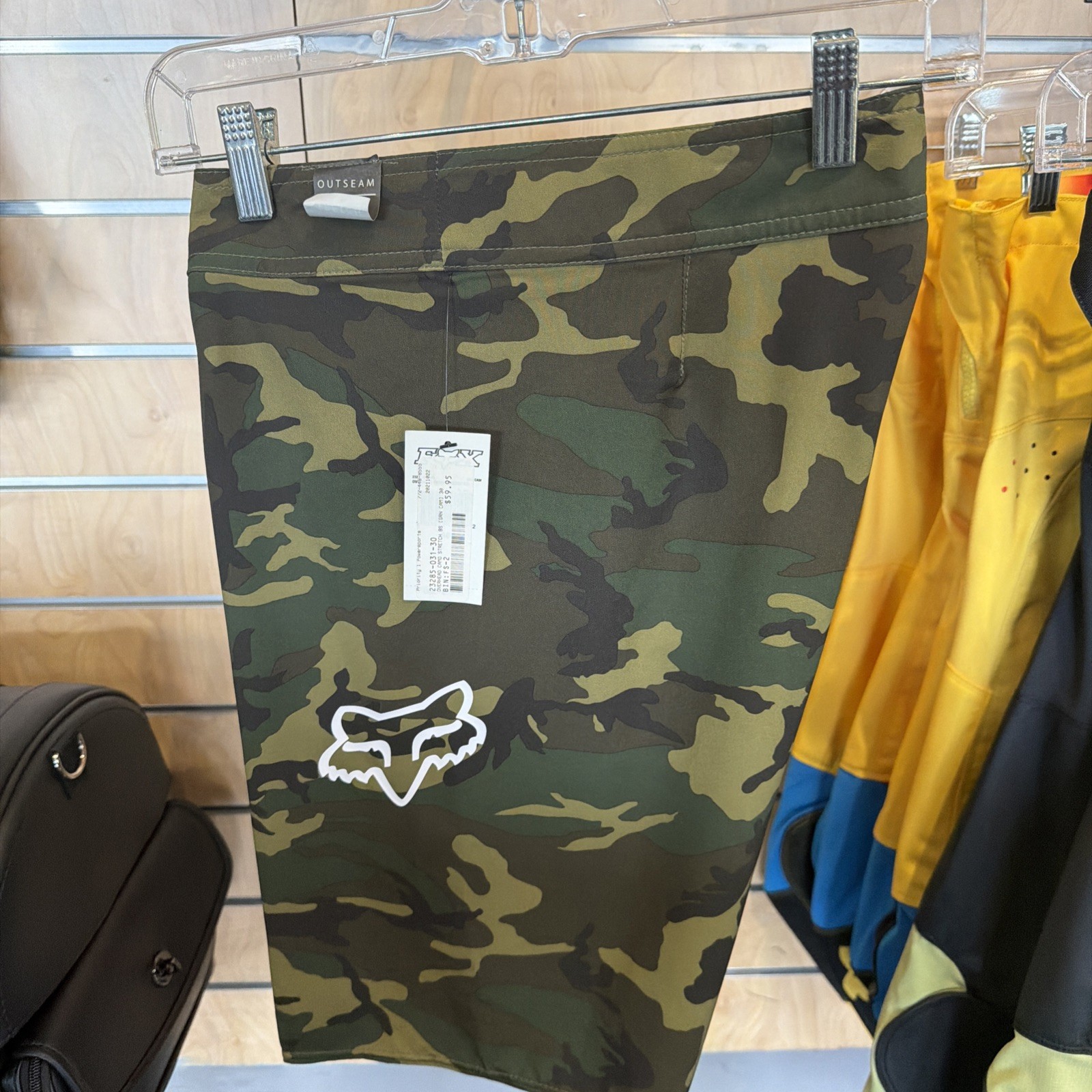 Fox Racing - Overhead Camo Stretch BS | Green Camo | 23285-031-30 Fox Racing - Overhead Camo Stretch BS | Green Camo | 23285-031-30