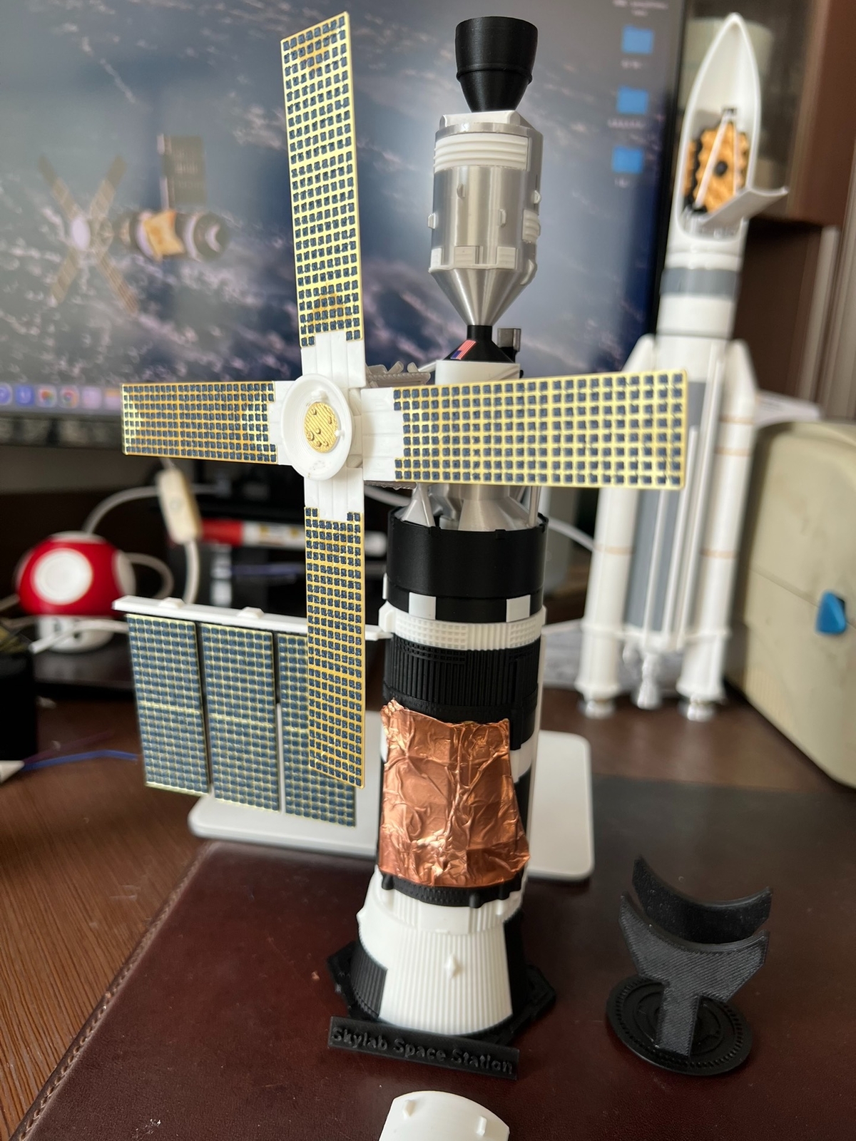 1:144 Scale US Skylab Spacecraft 3D Model Builded Model Toy Handmade Gift New